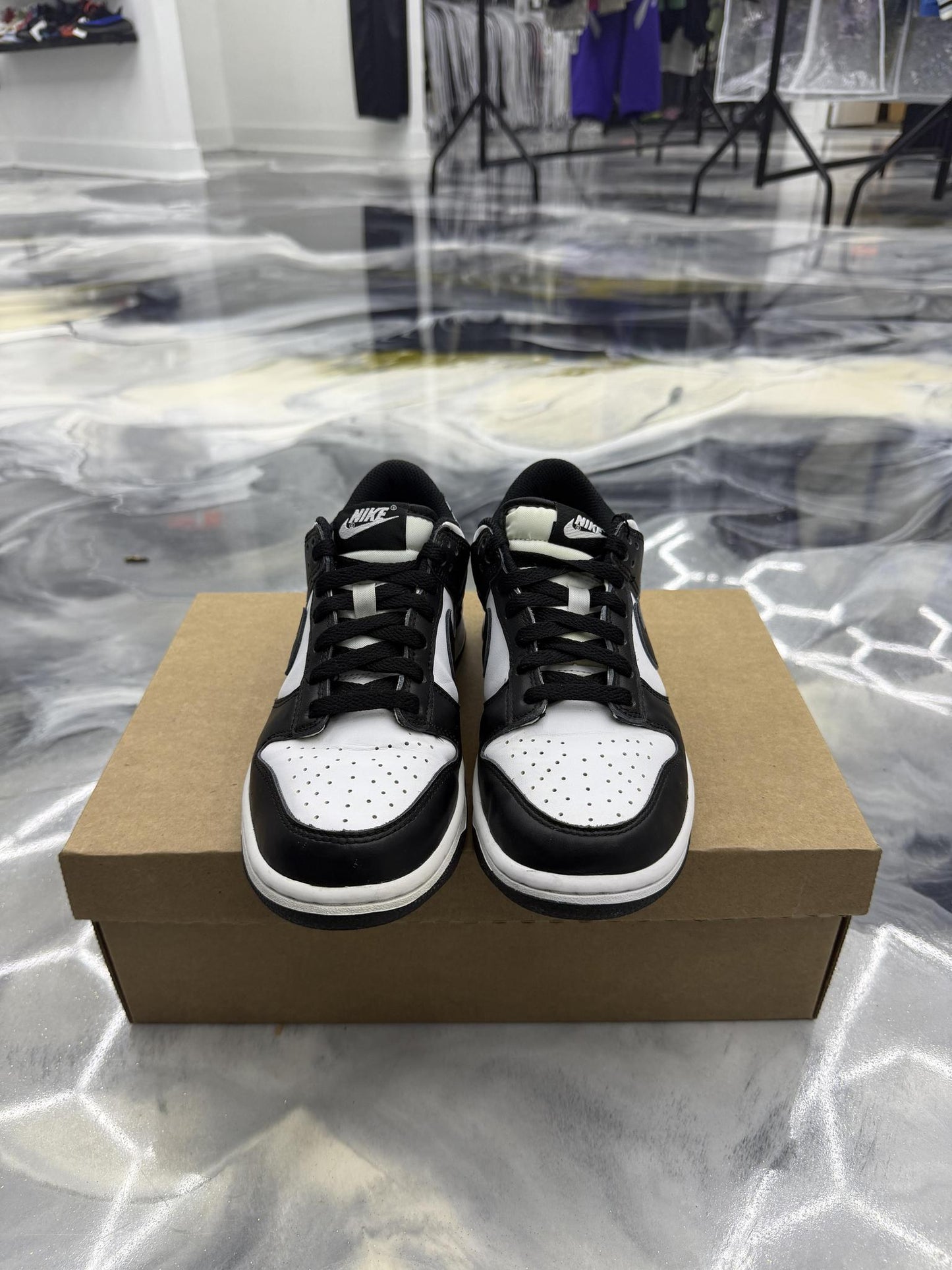 Nike Dunk Low "Panda" Size 6.5/8W