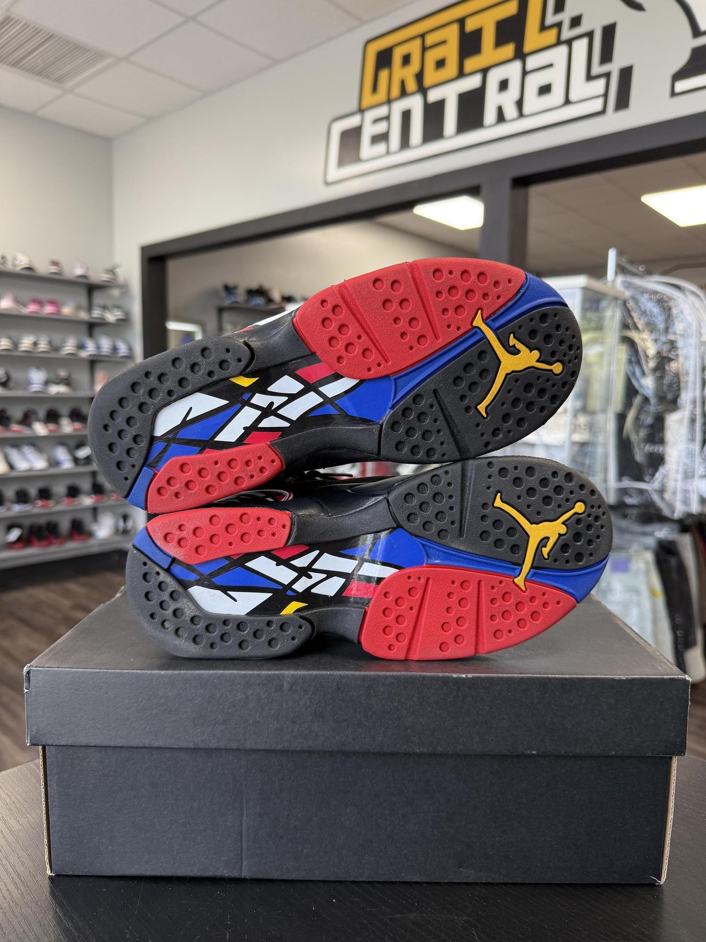 Jordan 8 "Playoff" Used Size 7Y/8.5W