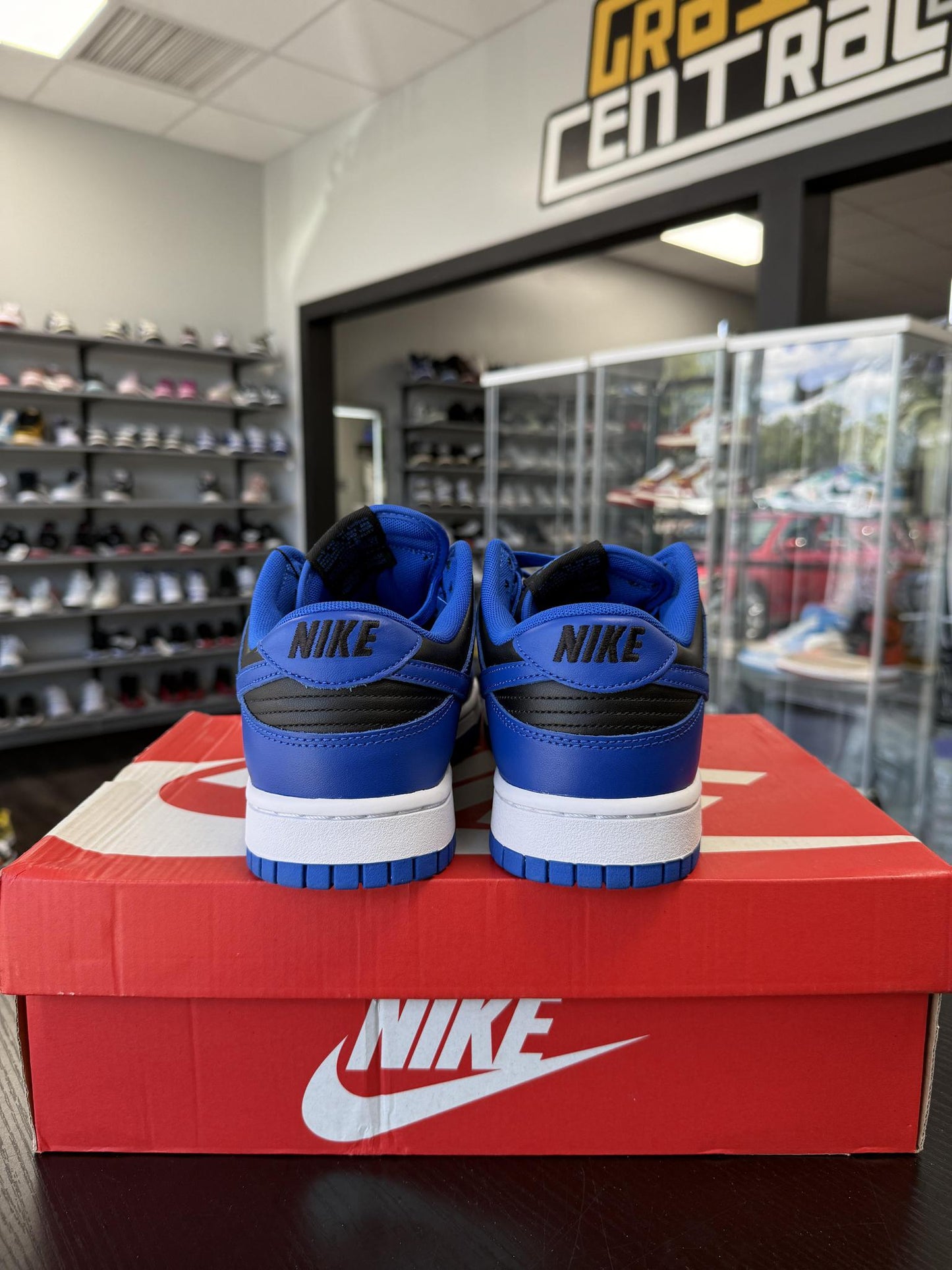 Nike Dunk Low "Cobalt" Used Size 10
