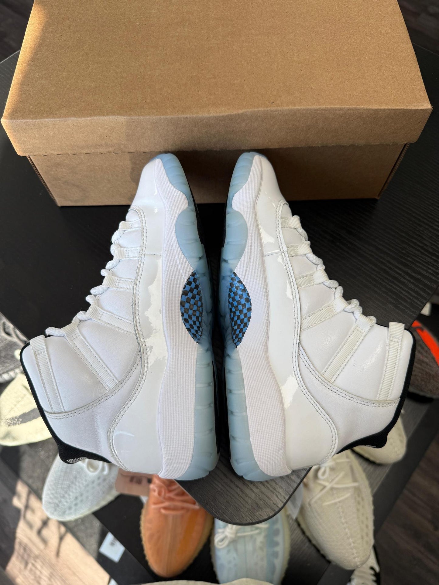 Jordan 11 "Legend Blue" Used Size 7Y/8.5W