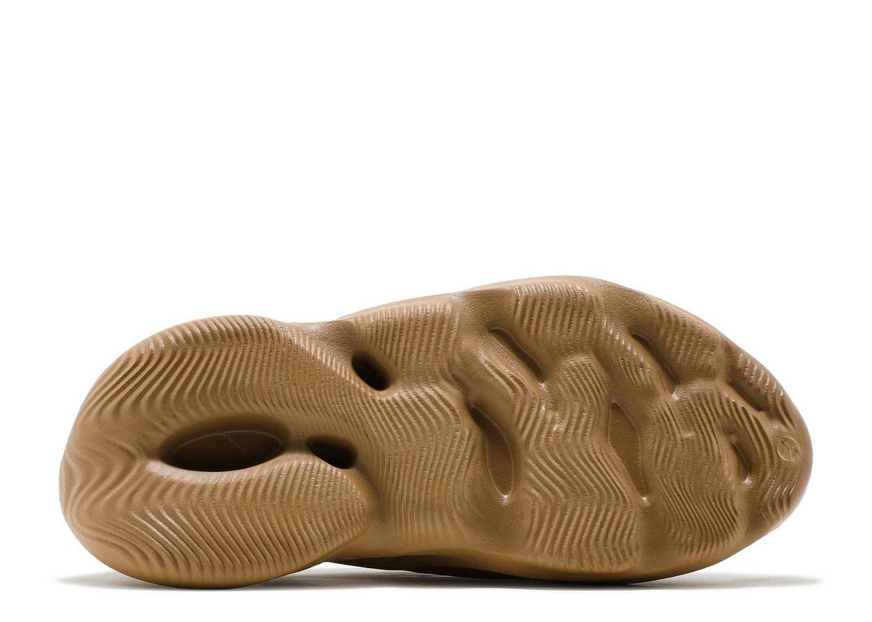 Yeezy Foam RNNR "Ochre"