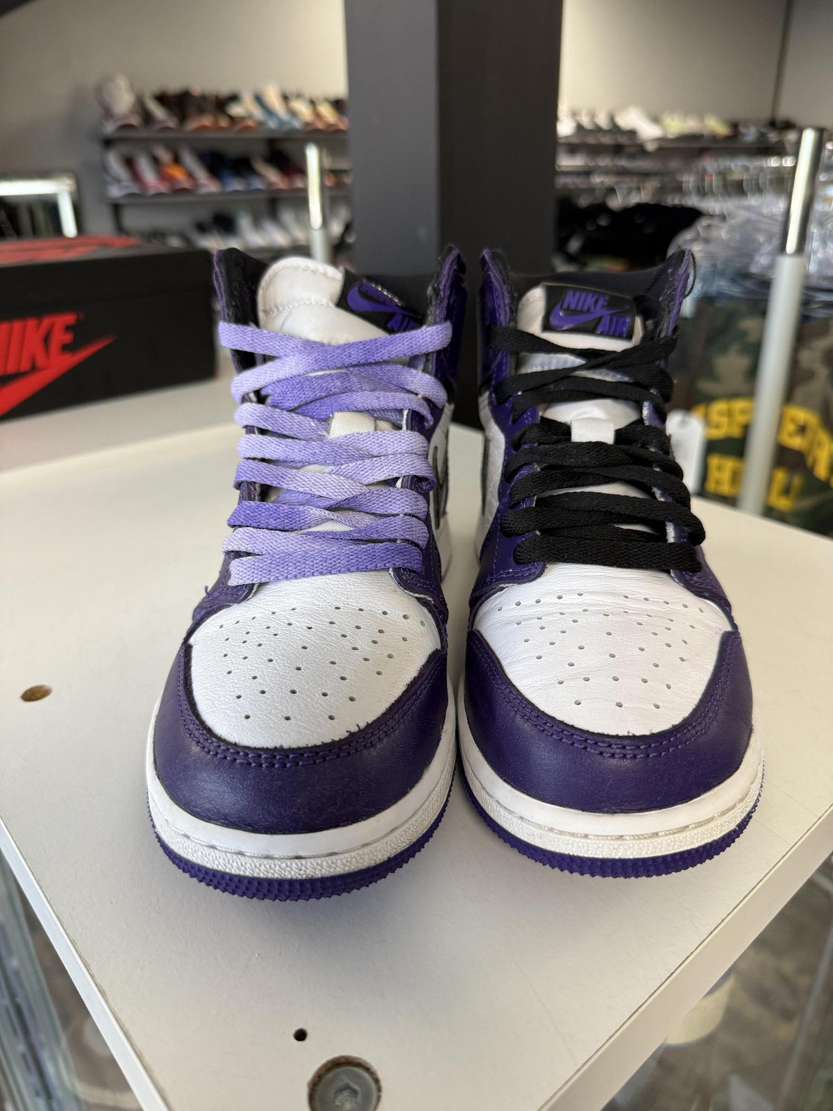 Jordan 1 "Court Purple 2.0" Used Size 5Y/6.5W