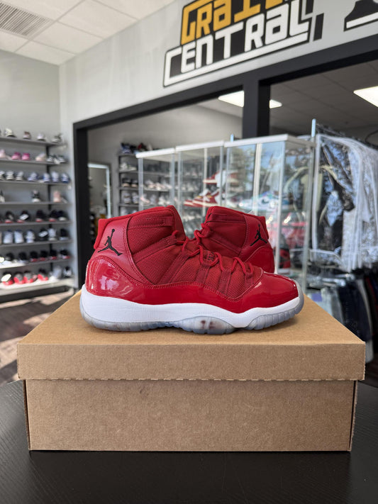 Jordan 11 "Win Like '96" Used Size 6Y/7.5W