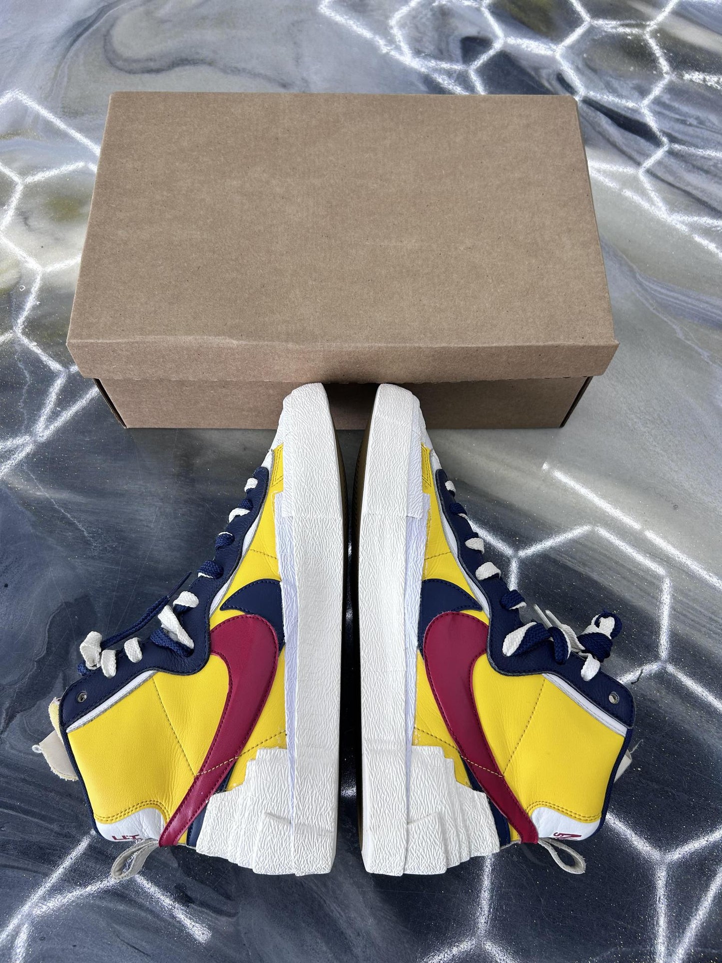 Nike Sacai Blazer "Maize Navy" Used Size 10.5