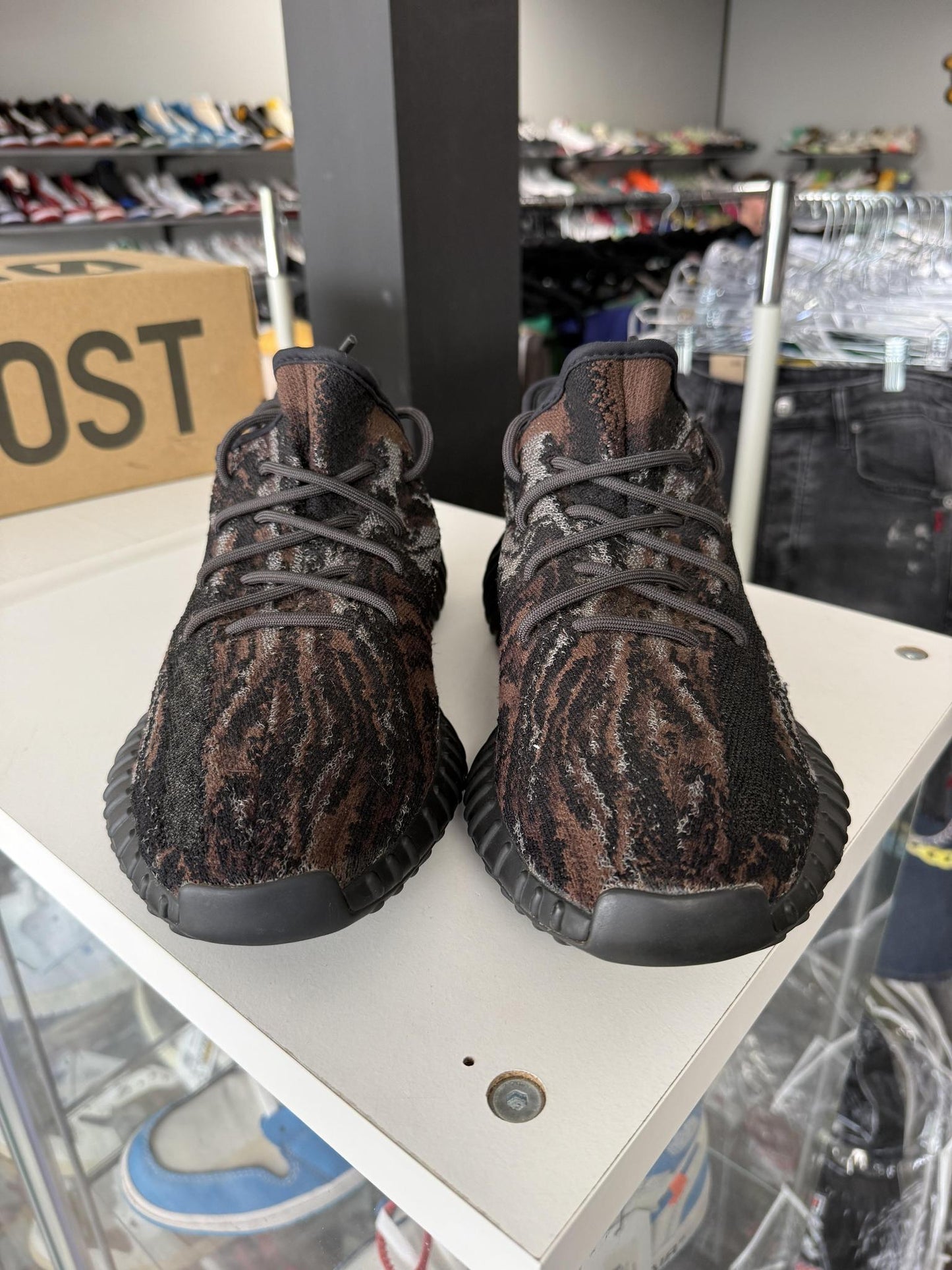 Yeezy 350 V2 "MX Rock" Used Size 11