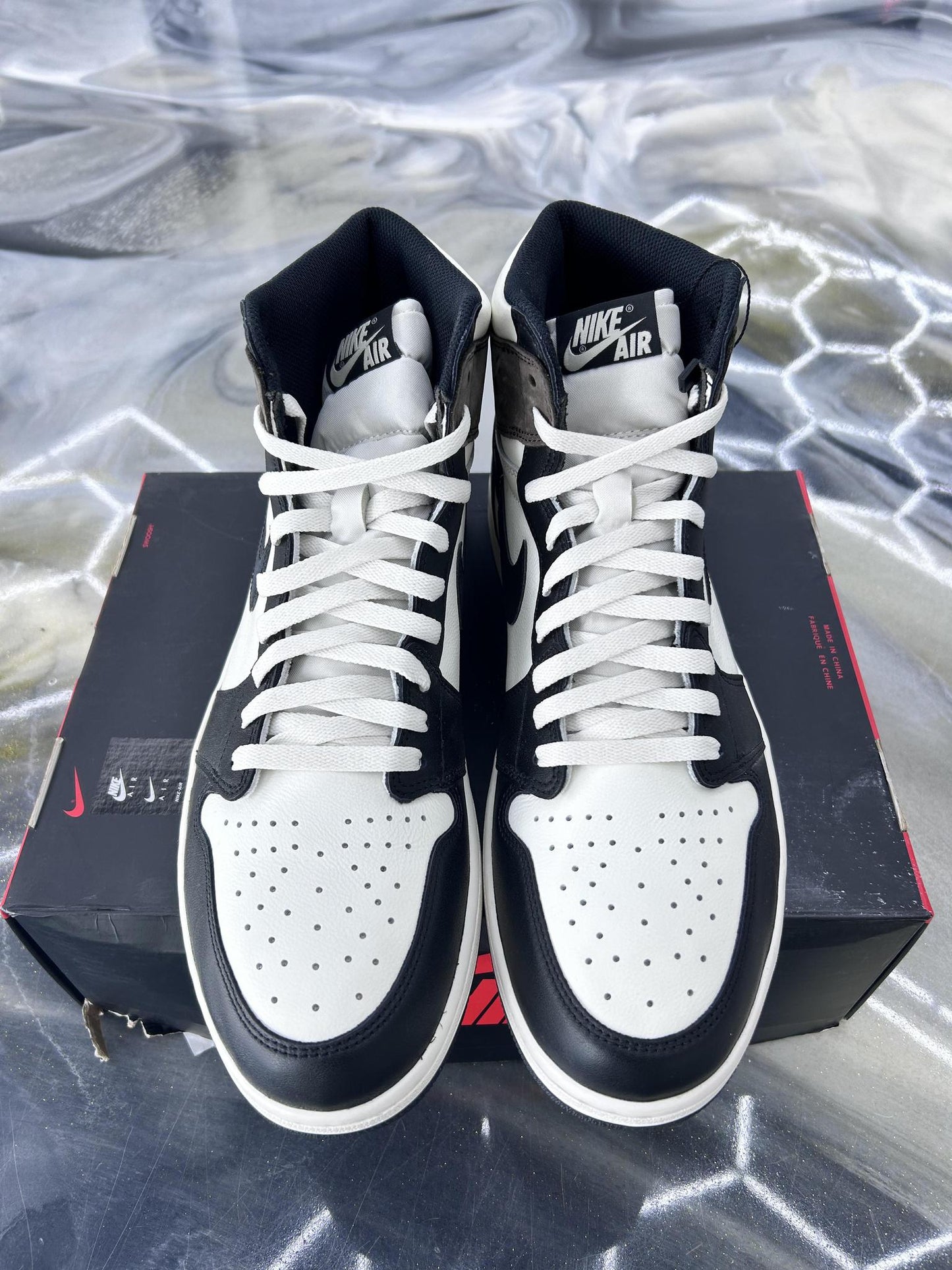 Jordan 1 "Mocha" Used Size 14 (Missing Lid)