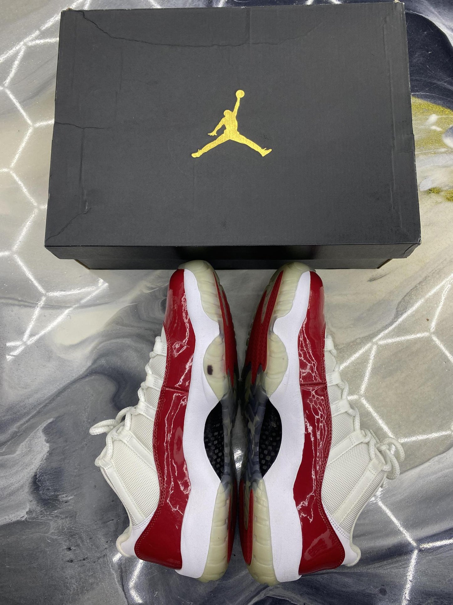 Jordan 11 Low "Cherry" Used Size 12