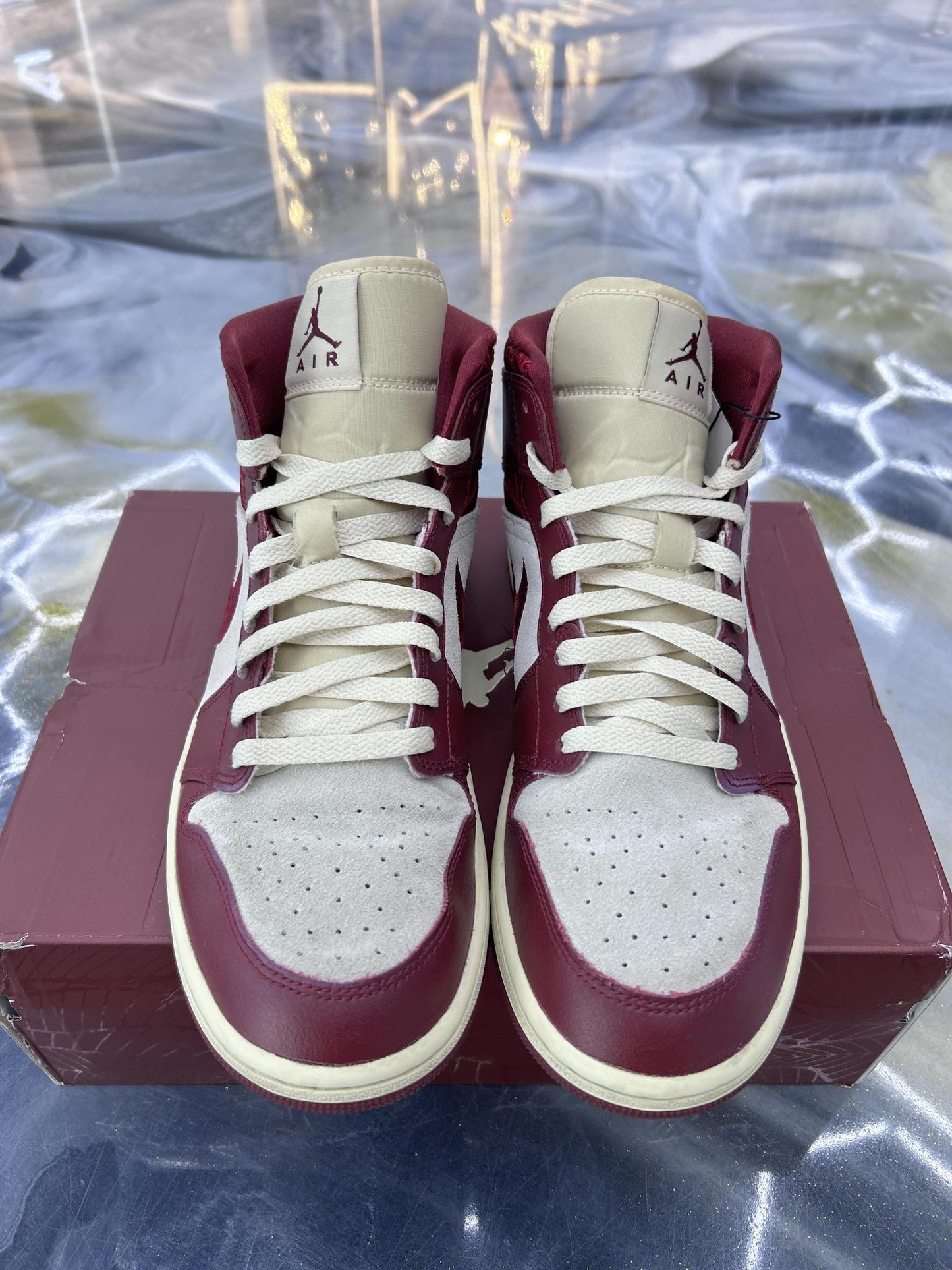 Jordan 1 Mid "Team Red" Used Size 10.5