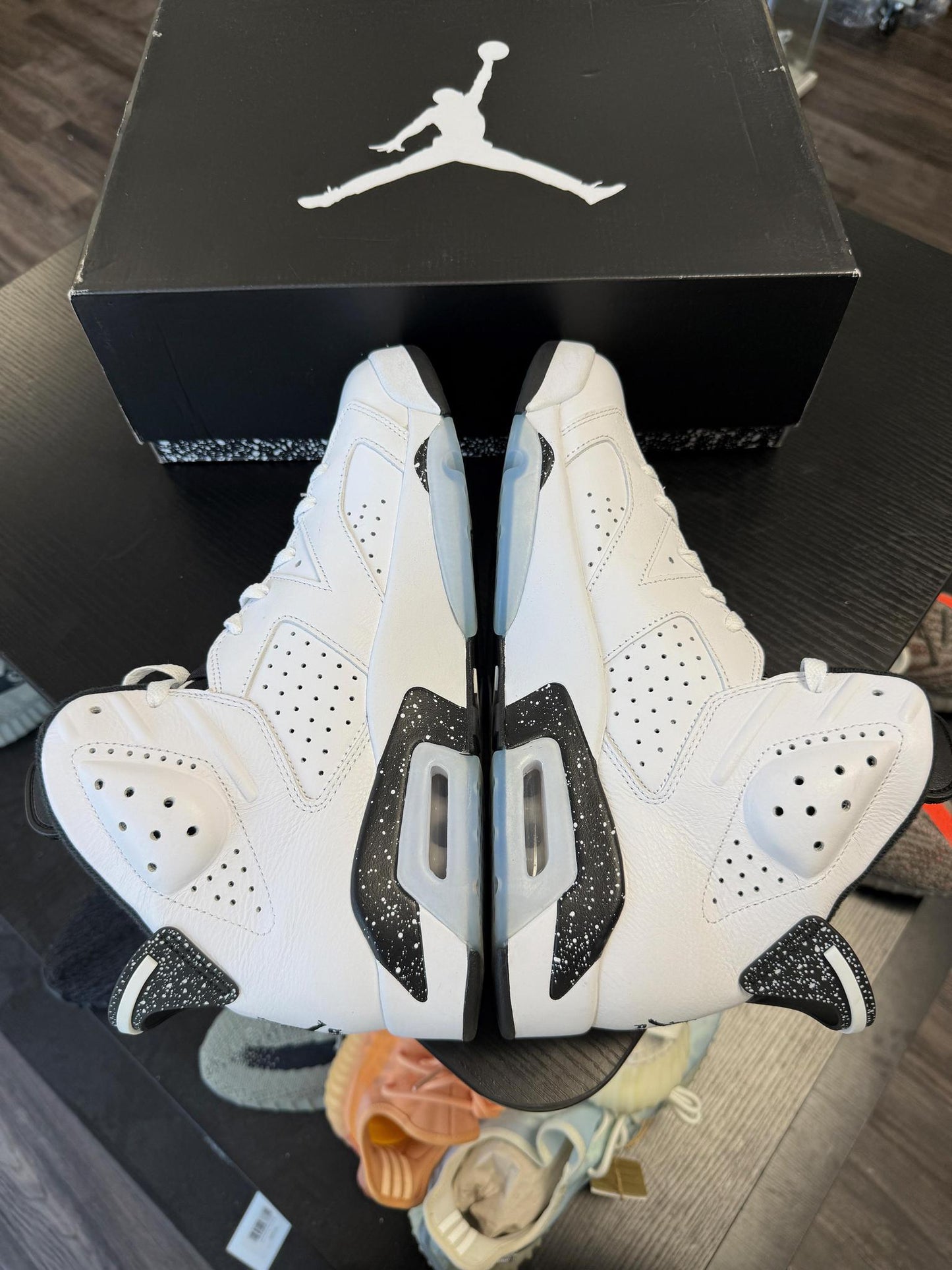 Jordan 6 "White Oreo" Used Size 12
