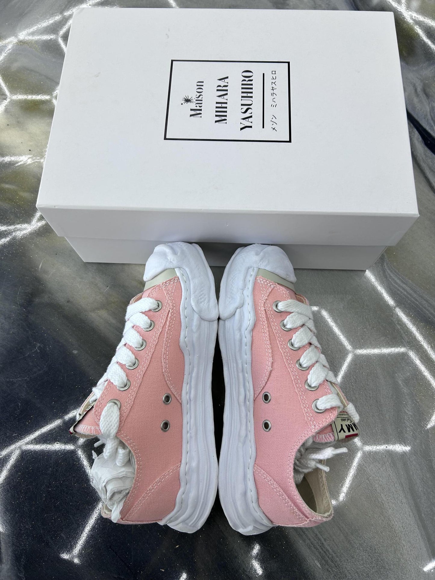 Maison Mihara Yasuhiro Peterson Low "Pink" Used Size 5Y/6.5W