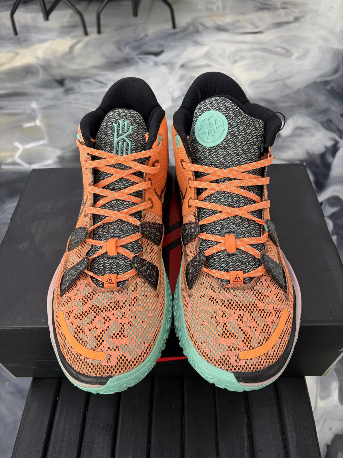 Nike Kyrie 7 "Atomic Orange" Used Size 10.5
