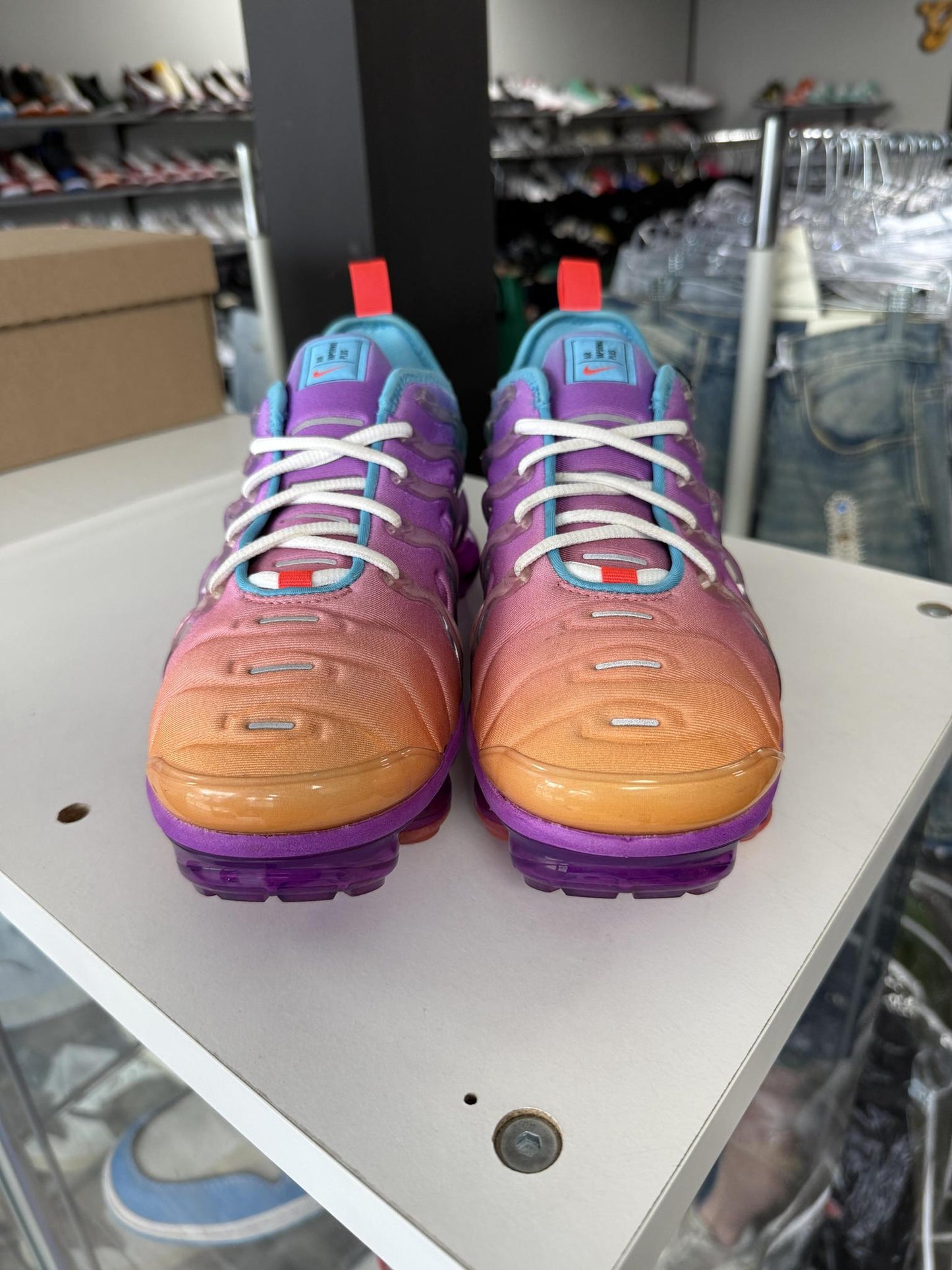 Nike Air VaporMax Plus "Fuchsia" Used Size 7.5