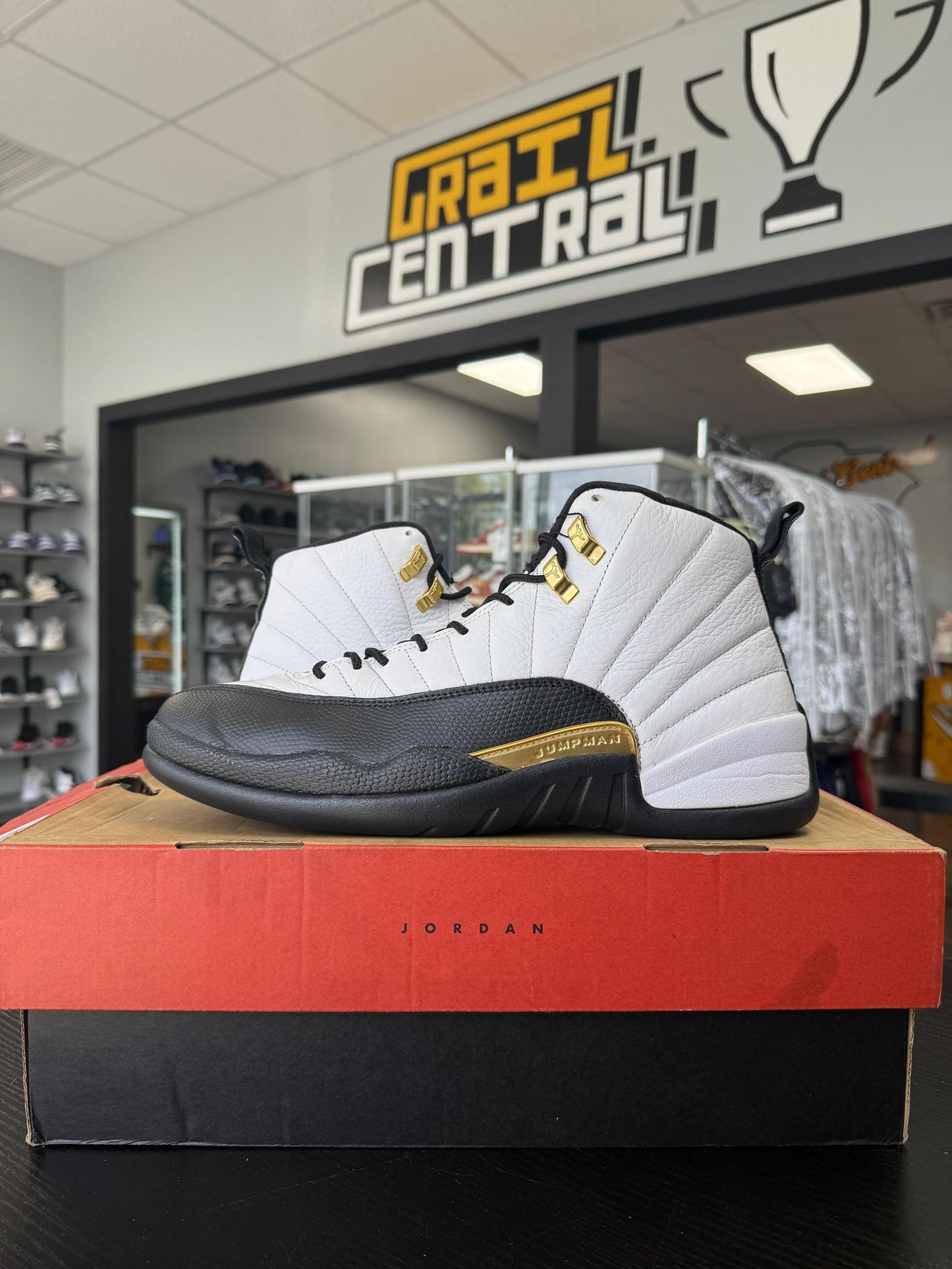 Jordan 12 "Royalty Taxi" Used Size 12