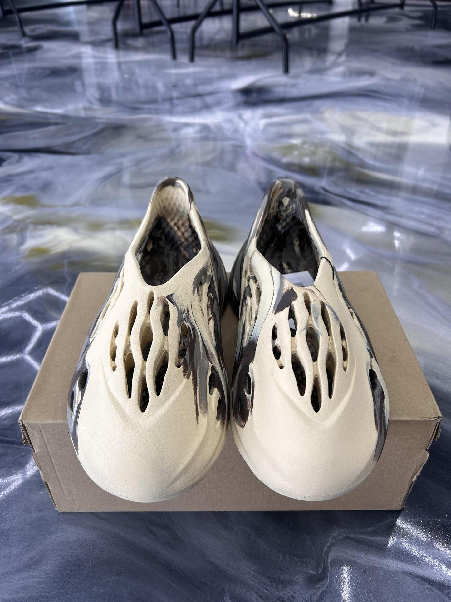 Yeezy Foam RNNR "MX Clay" Used Size 12