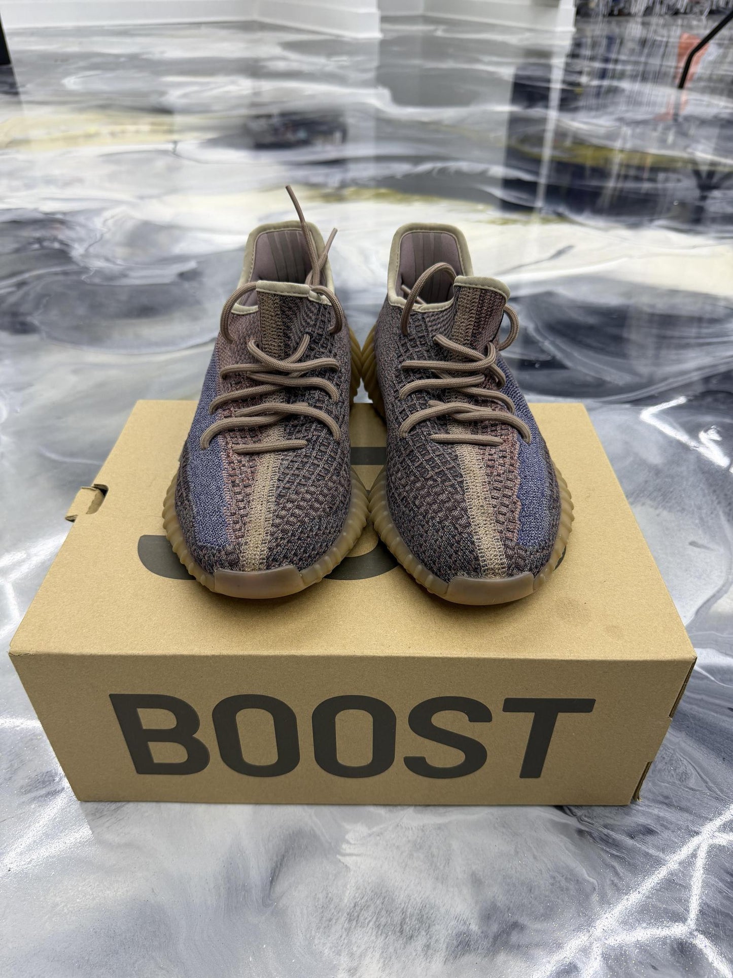 Adidas Yeezy 350 "Fade" Used Size 9
