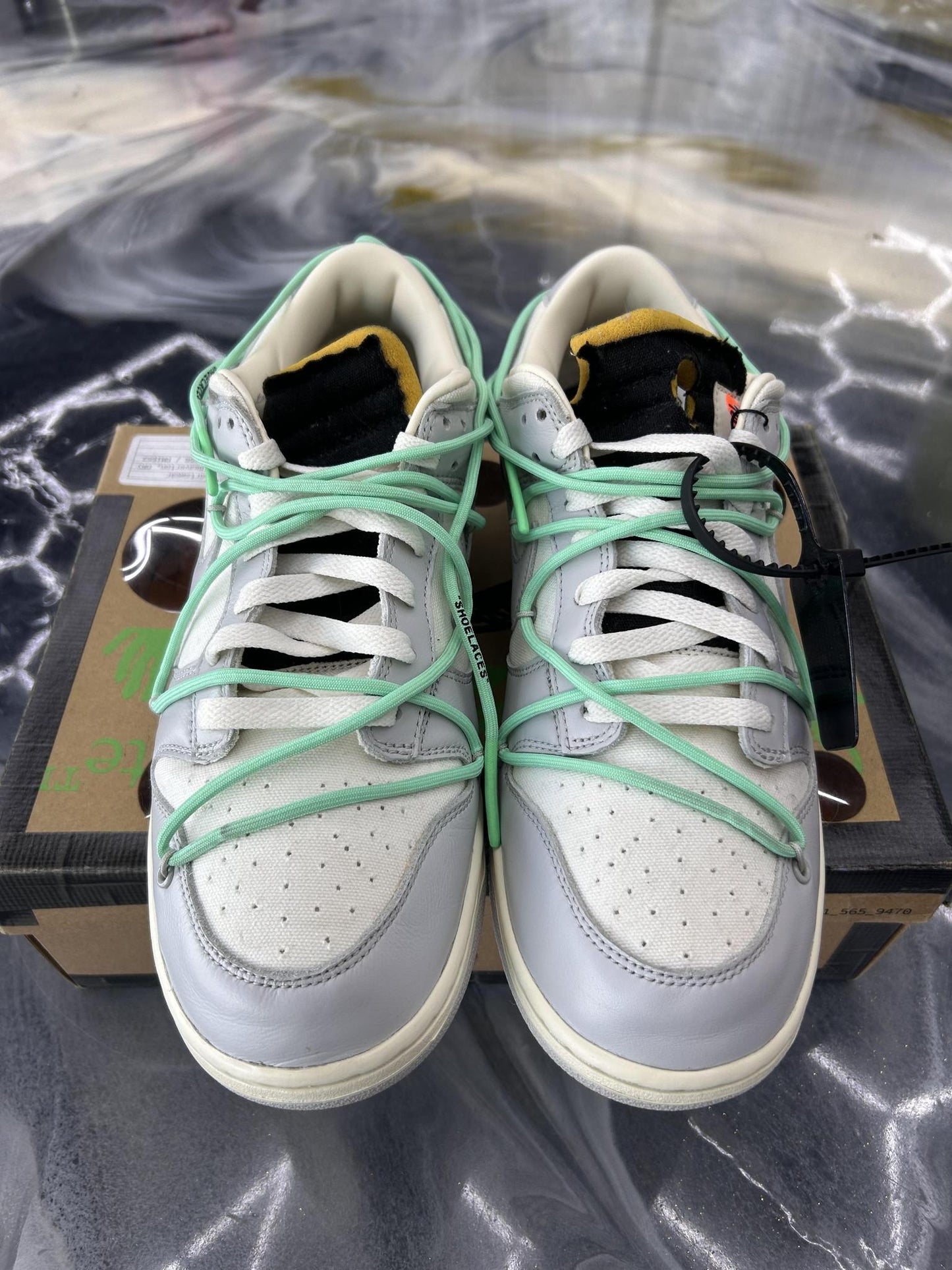 Nike Dunk Low Off White "Lot 4" Used Size 12