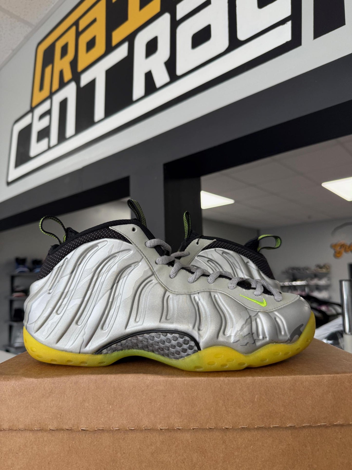 Nike Foamposite "Silver Volt Camo" Used Size 9
