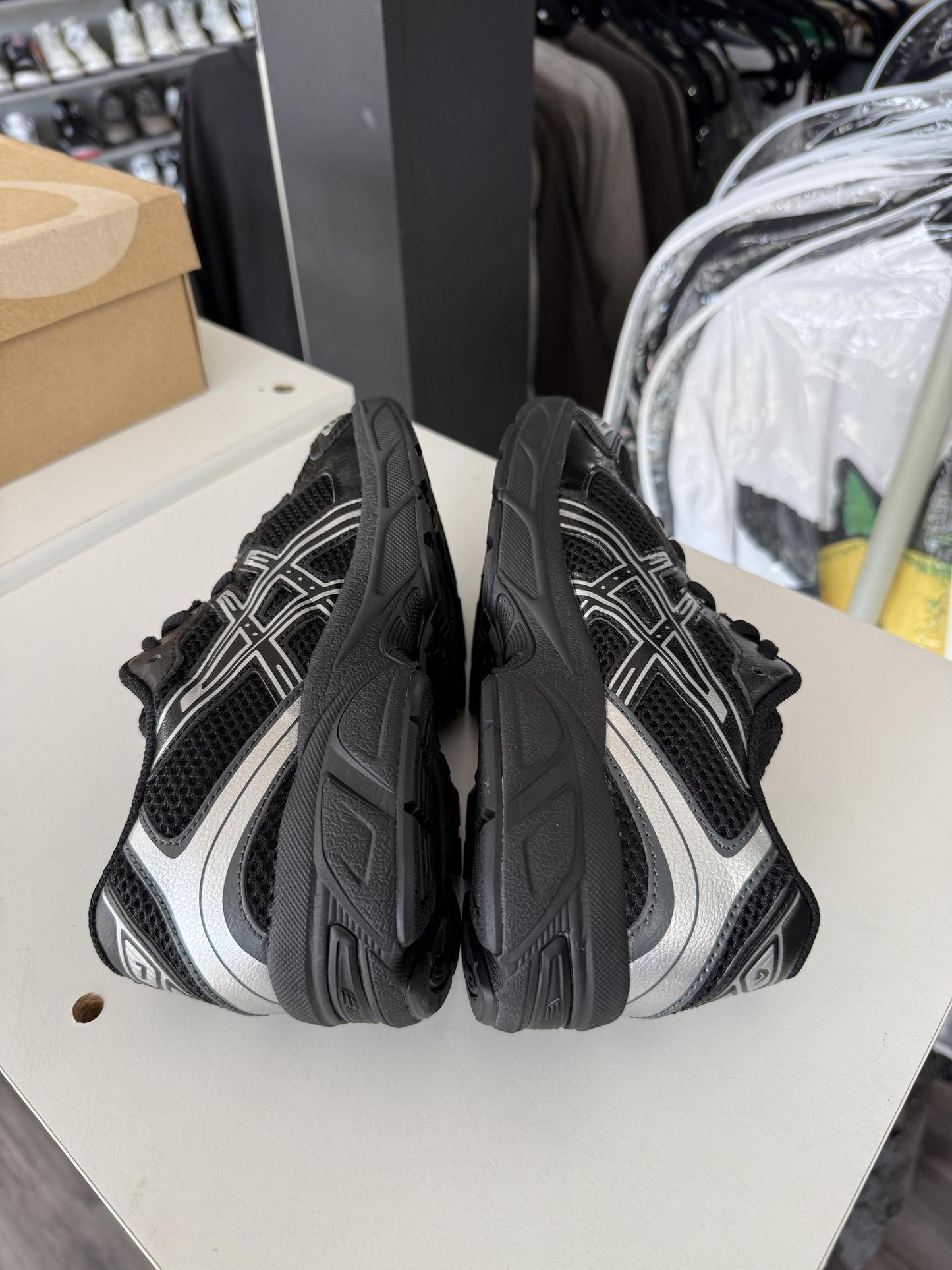 Asics Gel-1130 "Black Pure Silver" Used Size 5.5Y/7W