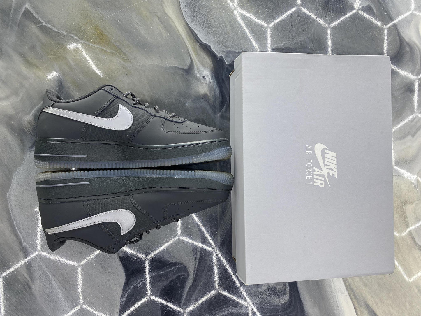 Nike Air Force One Low "Anthracite Reflective Silver" Used Size 7Y/8.5W