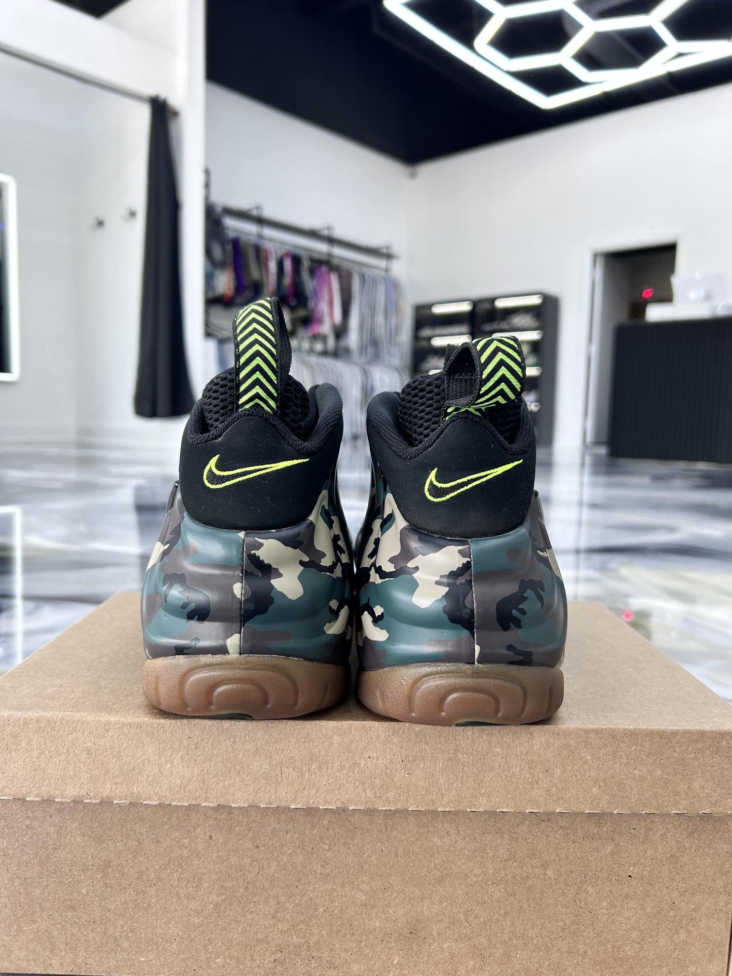 Nike Air Foamposite "Army Camo" Used Size 14