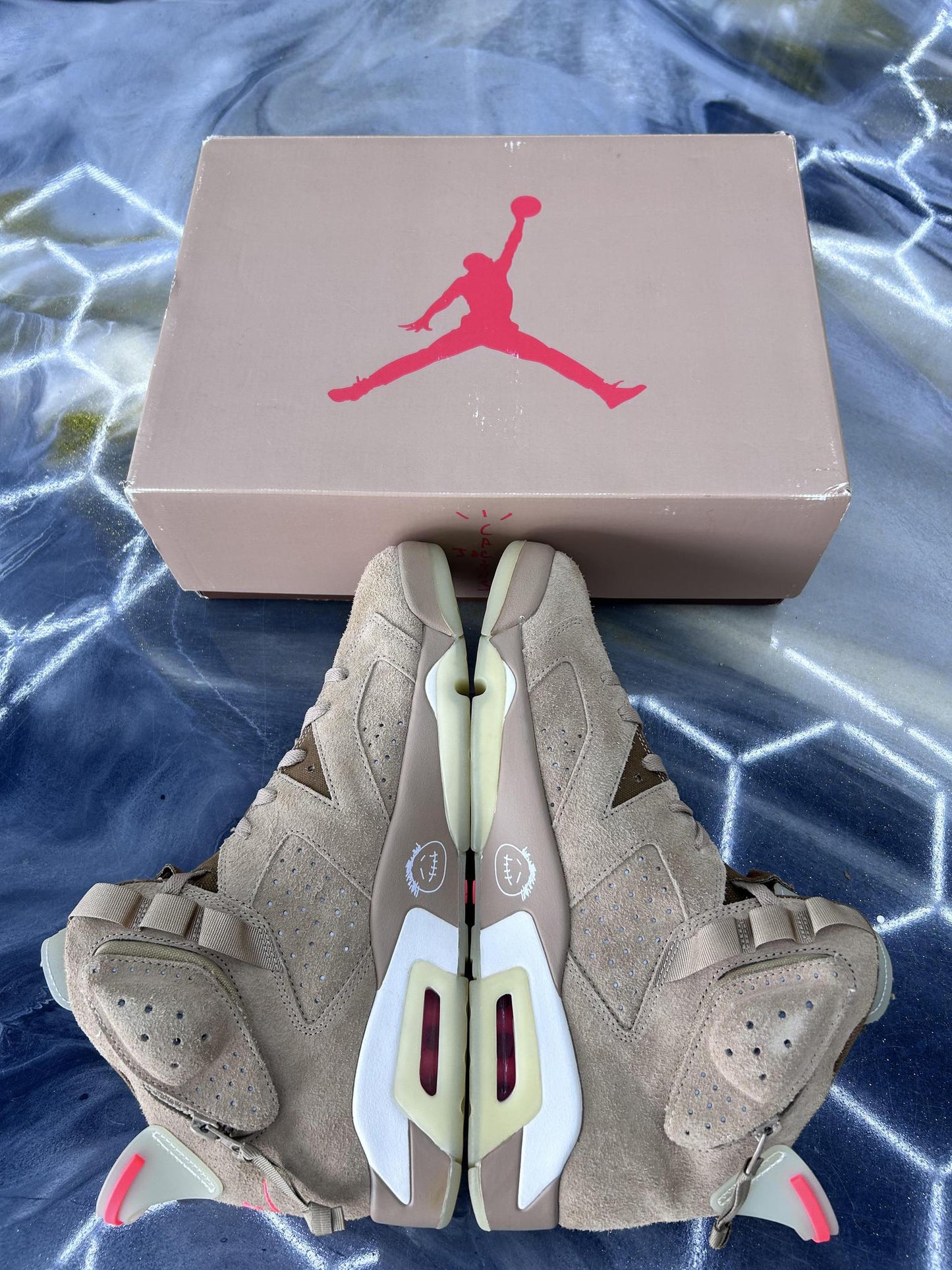 Jordan 6 X Travis Scott "British Khaki" Used Size 13