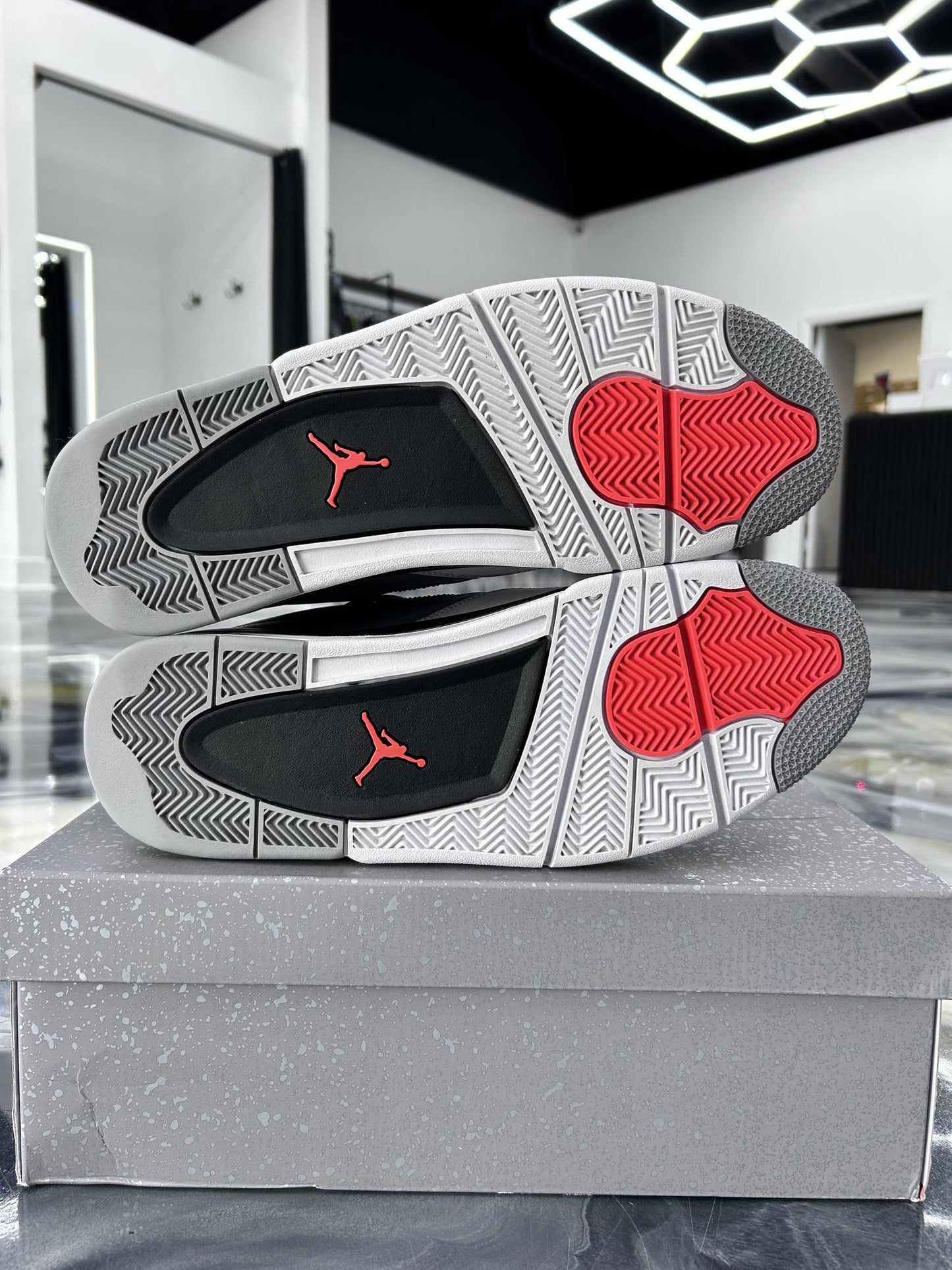 Jordan 4 "Infrared" Used Size 13