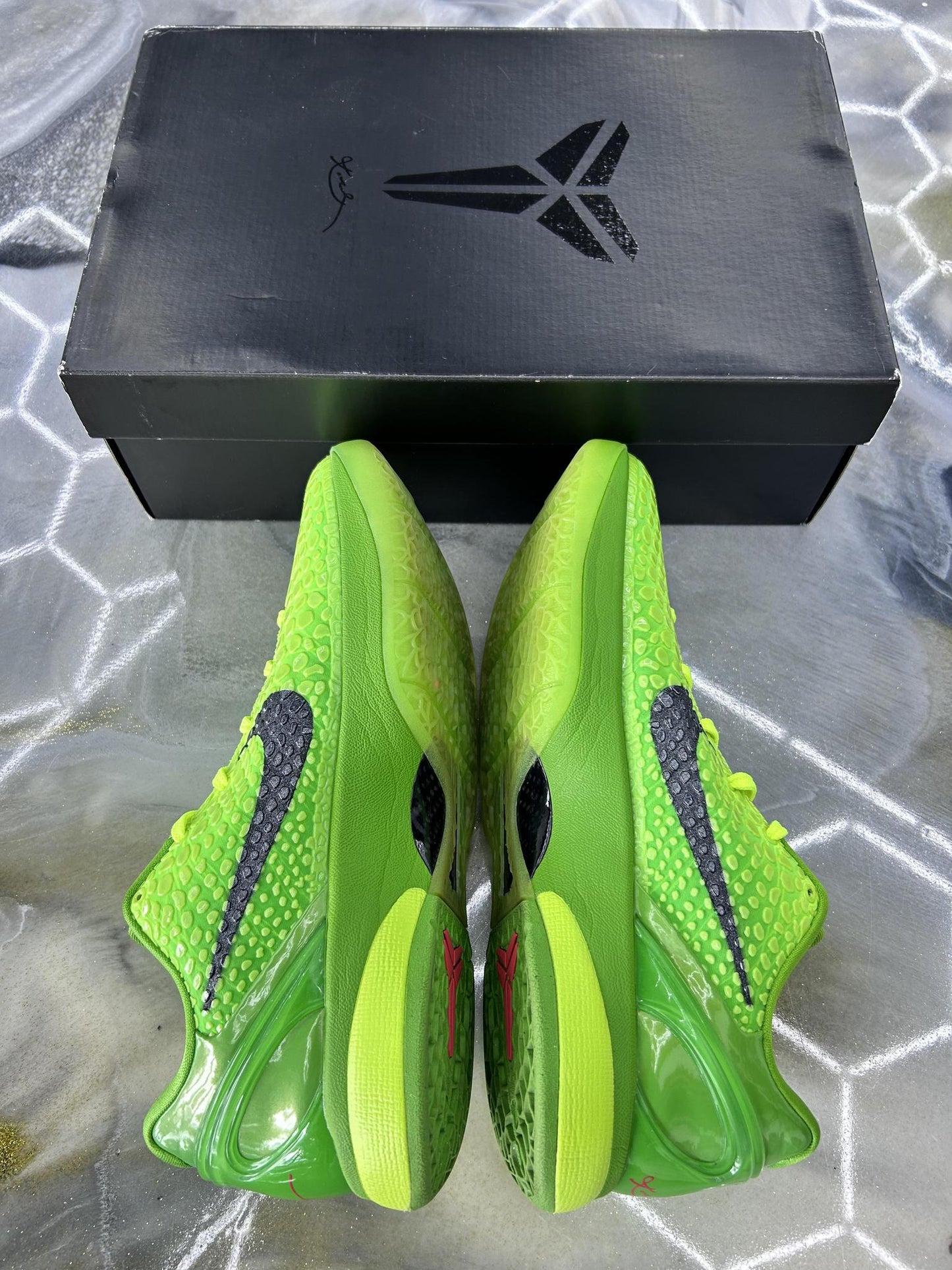 Nike Kobe 6 "Grinch" Used Size 11