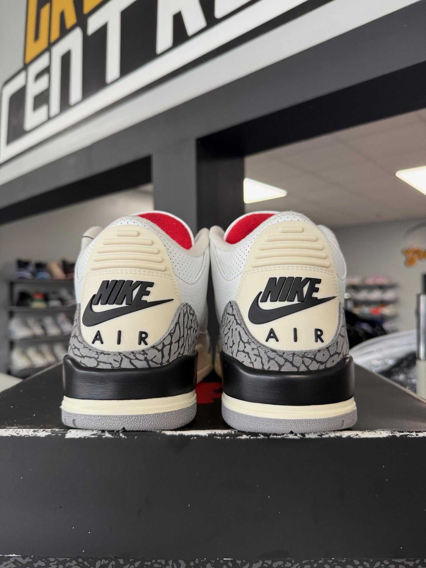 Jordan 3 "White Cement Reimagined" Used Size 9.5