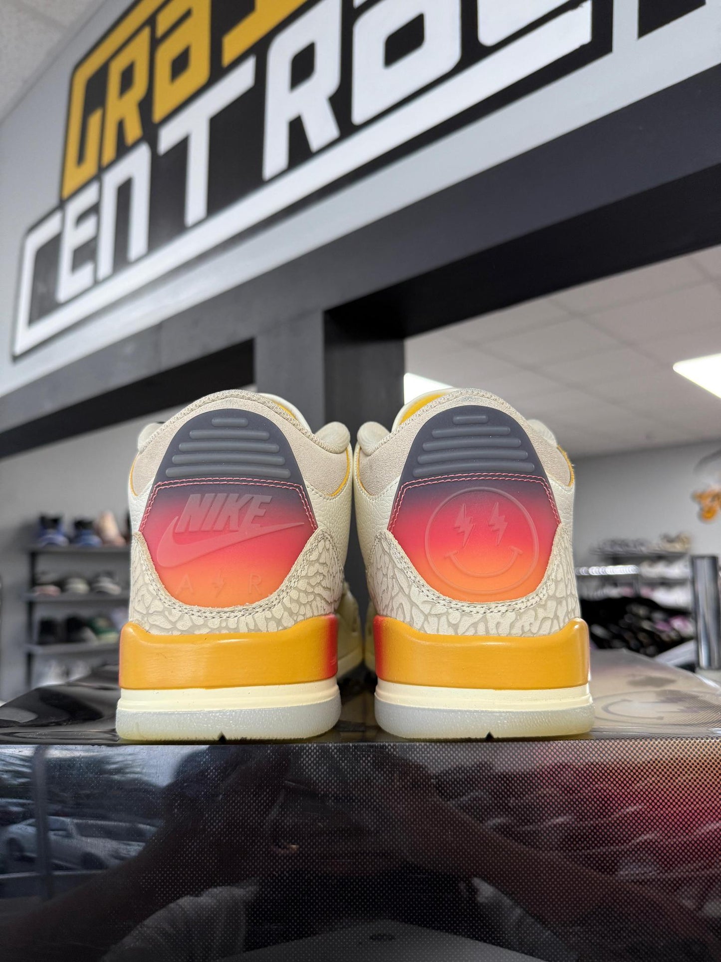 Jordan 3 x J Balvin "Sunset" Used Size 11