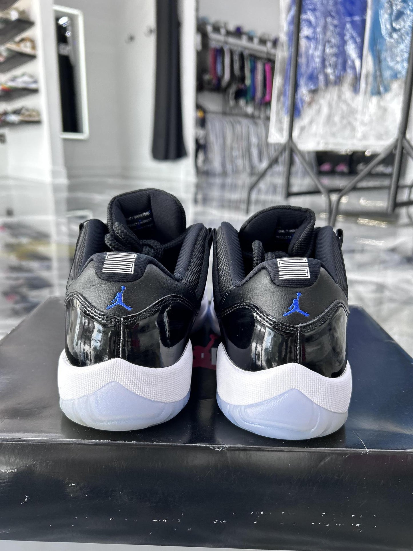 Jordan 11 Low "Space Jam" Used Size 9.5
