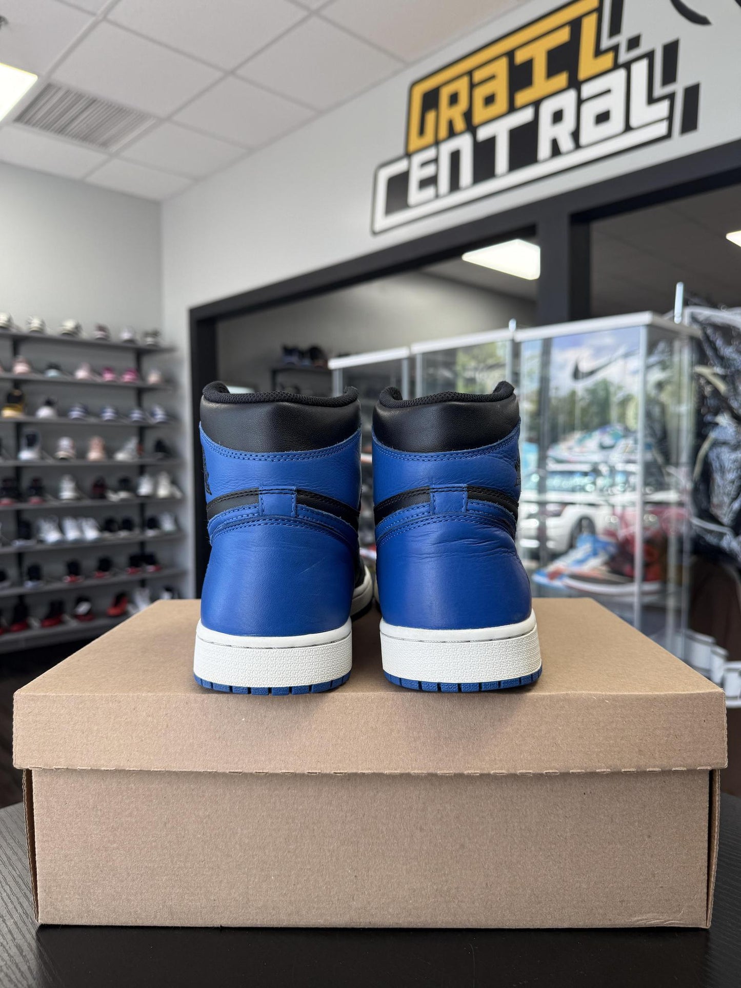 Jordan 1 "Royal" Used Size 10.5