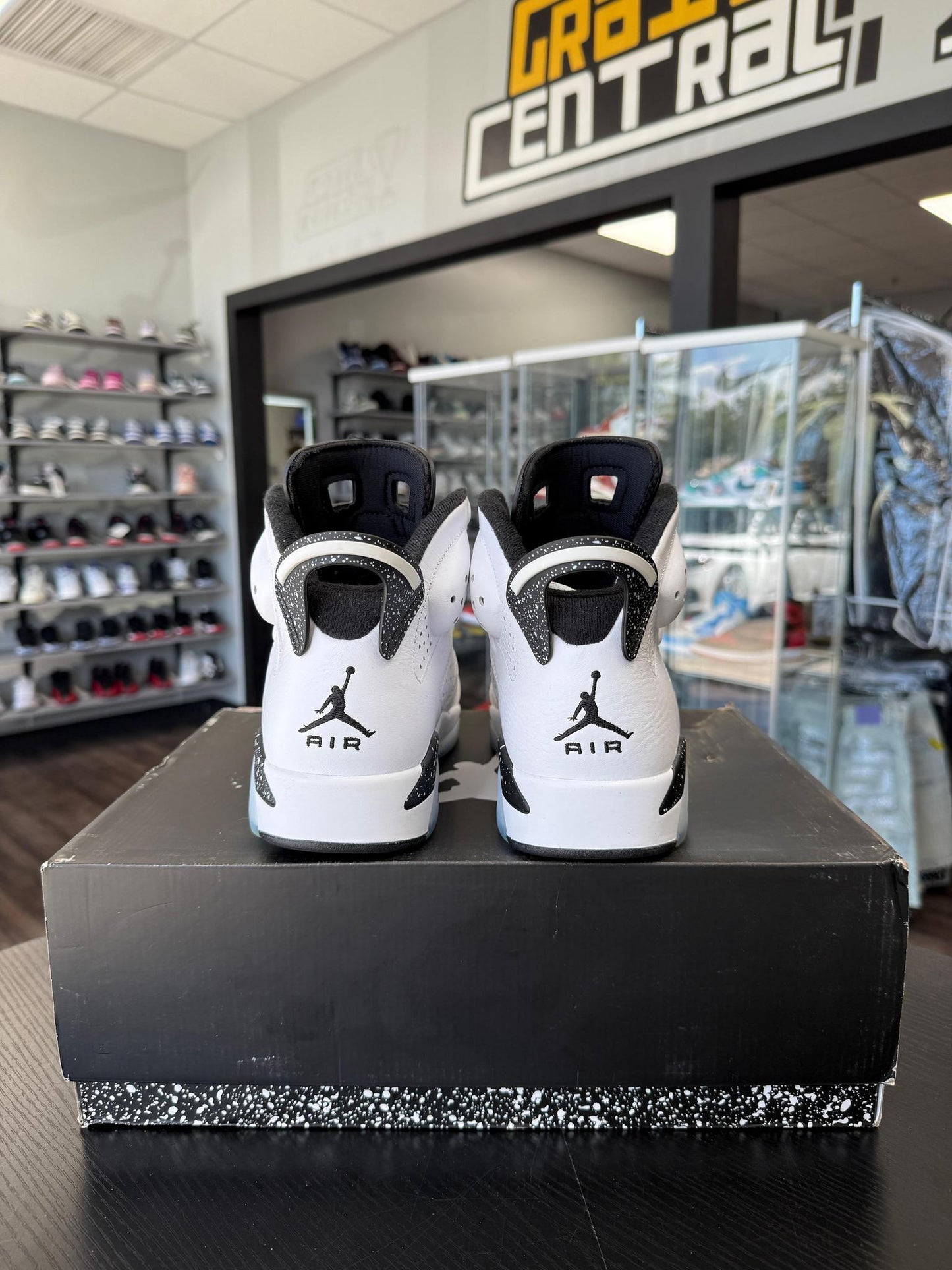 Jordan 6 "Oreo" Used Size 8