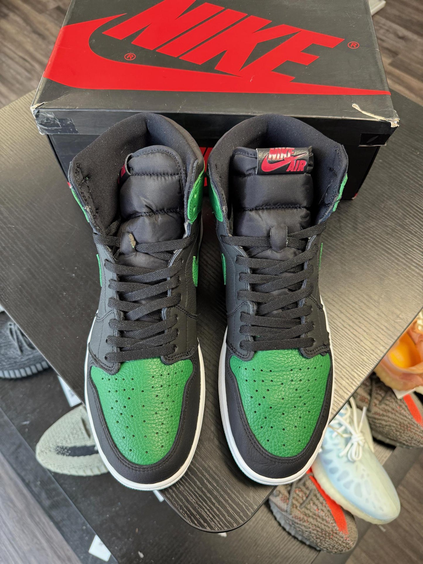 Jordan 1 "Pine Green 2.0" Used Size 13