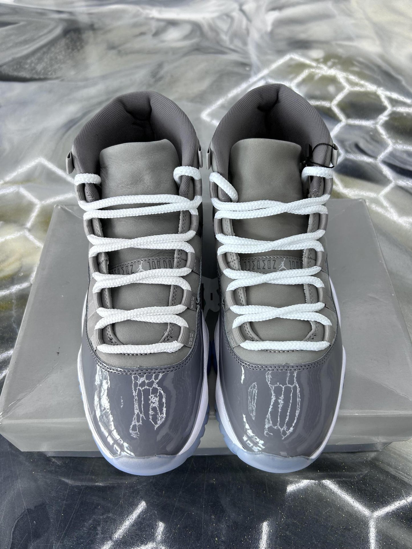Jordan 11 "Cool Grey" Used Size 9