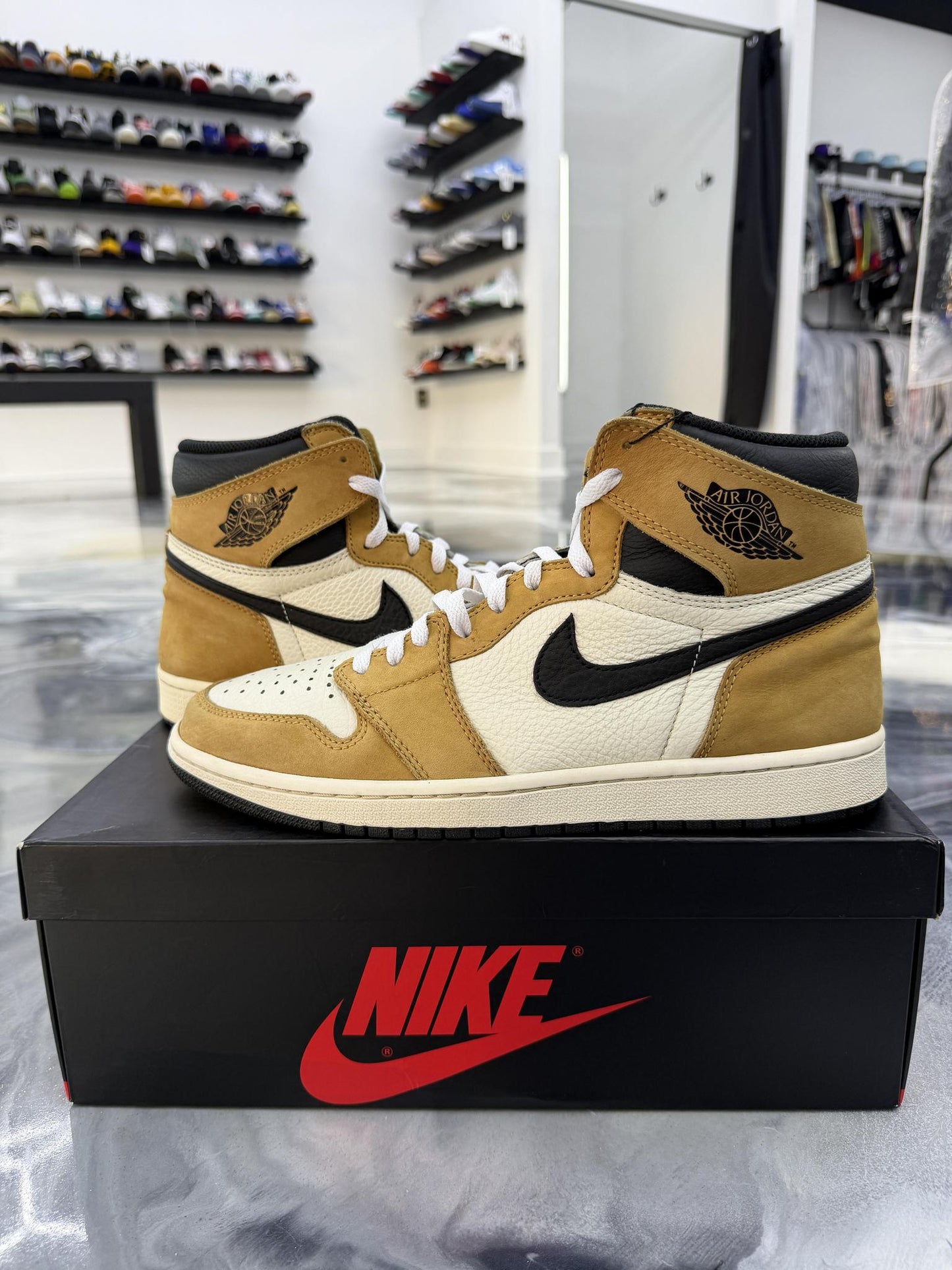 Jordan 1 "Rookie Of The Year" Used Size 11