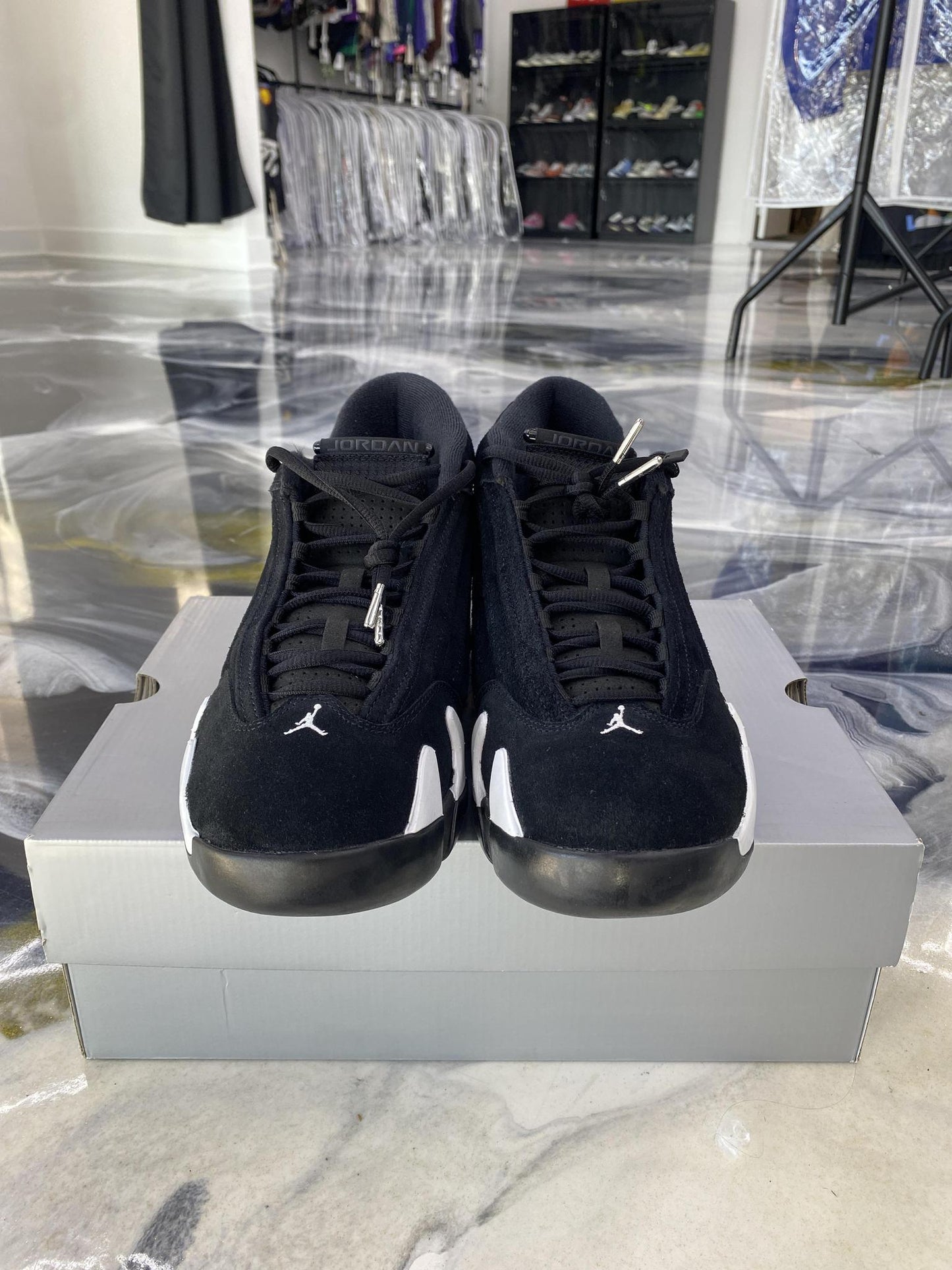 Jordan 14 "Black White" Used Size 11