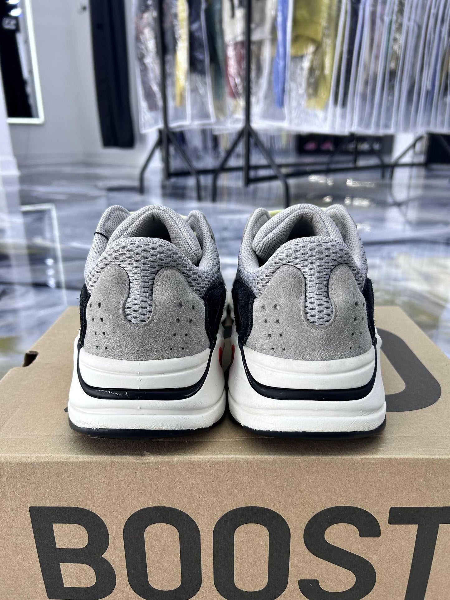 Adidas Yeezy 700 Wave Runner Used Size 12