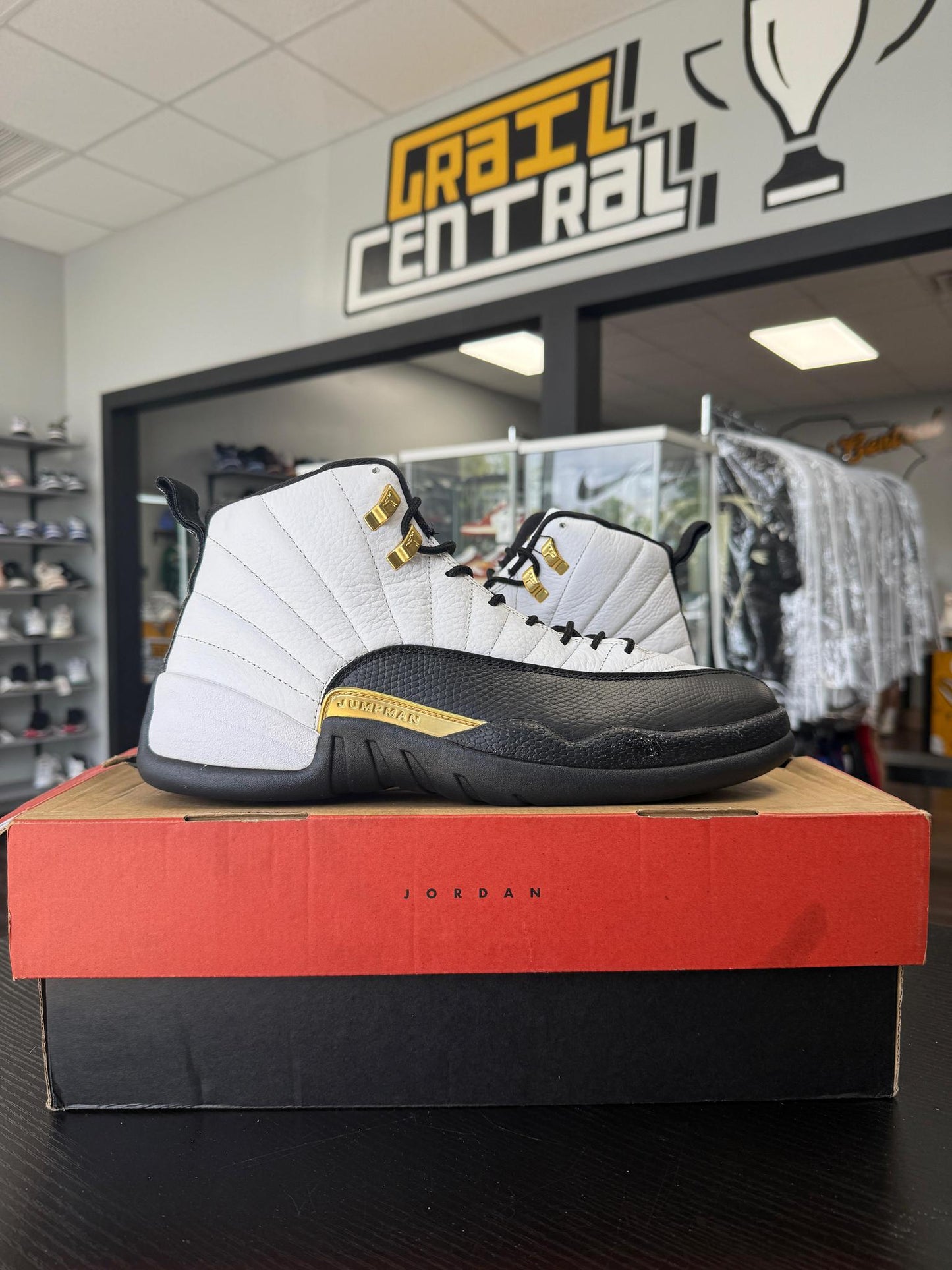 Jordan 12 "Royalty Taxi" Used Size 12