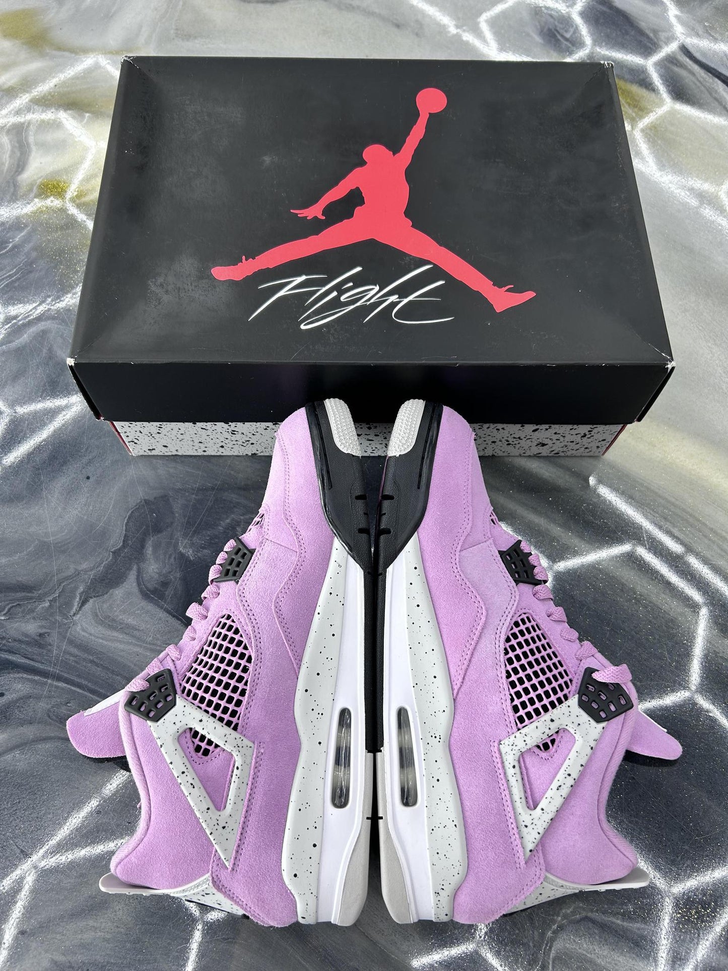 Jordan 4 "Orchid Pink" Used Size 10M/11.5W