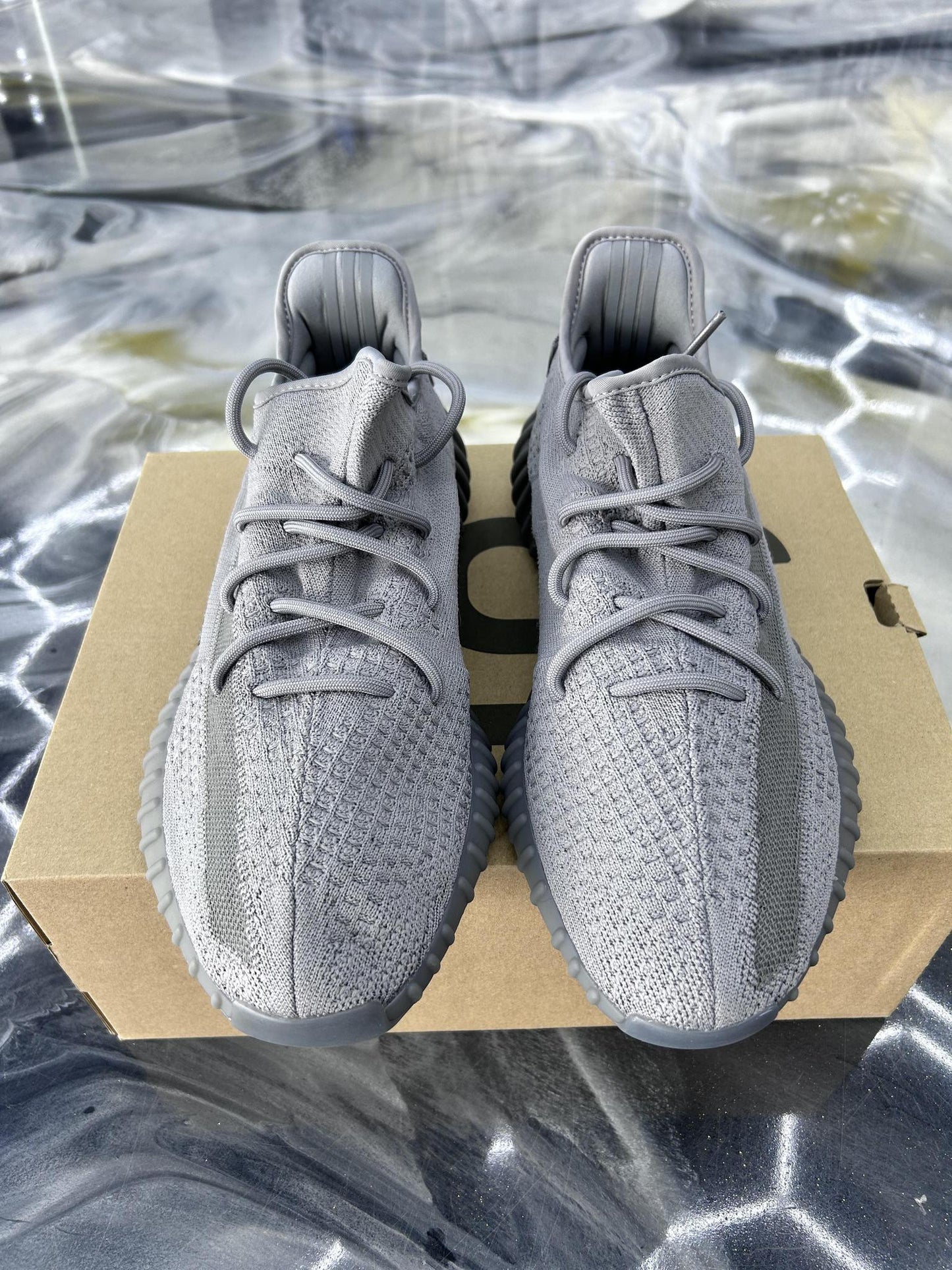 Yeezy 350 V3 "Steel Grey" Used Size 12.5