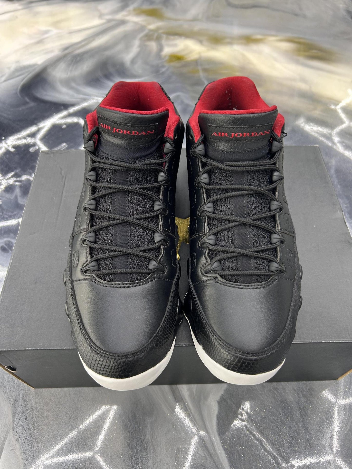 Jordan 9 Low "Gym Red" Used Size 9.5