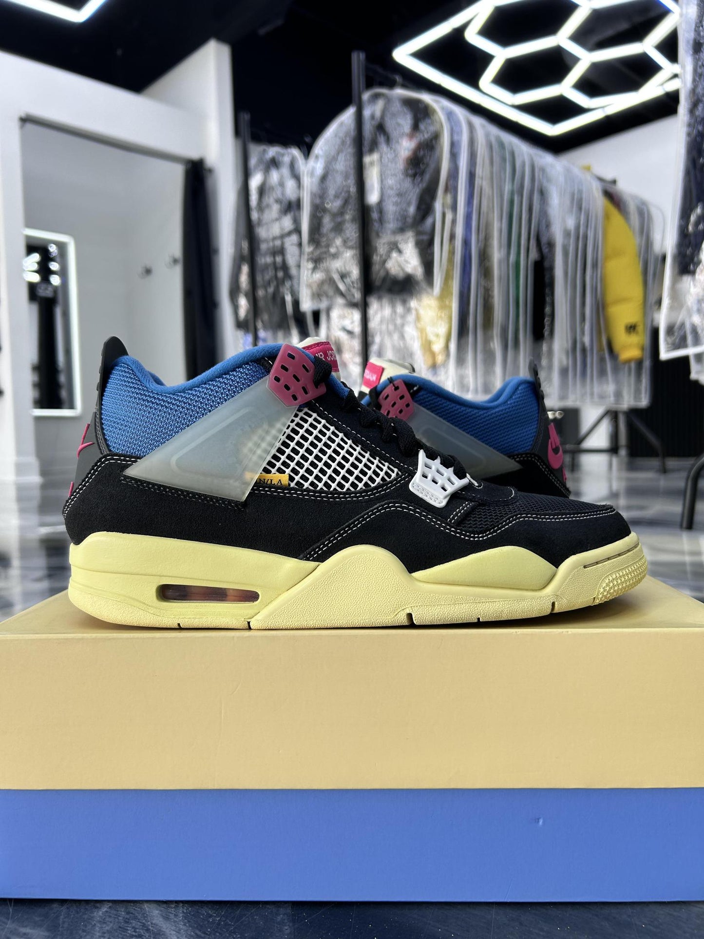 Jordan 4 X Union LA "Off Noir" Used Size 11