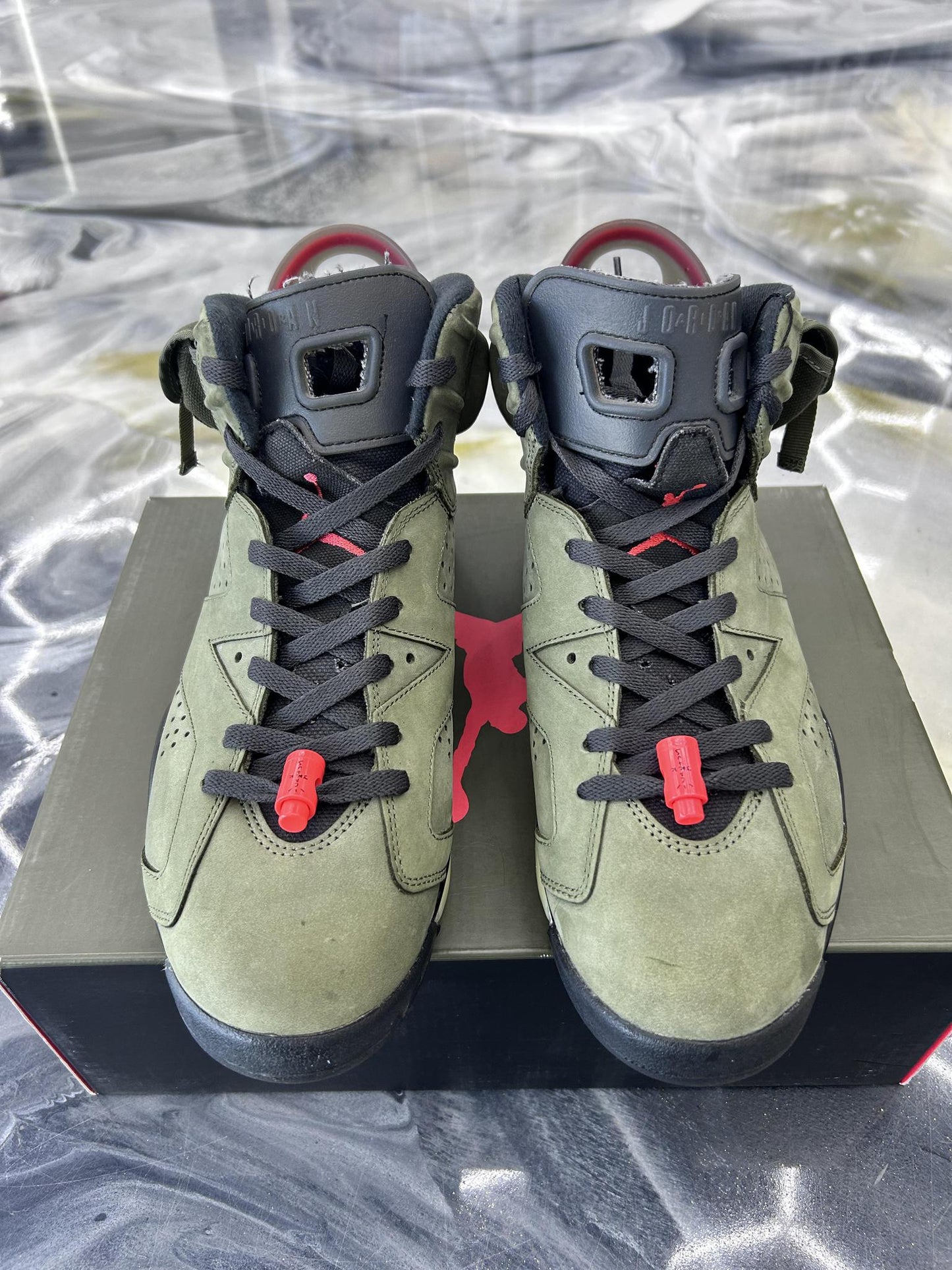 Jordan 6 x Travis Scott "Olive" Used Size 10.5