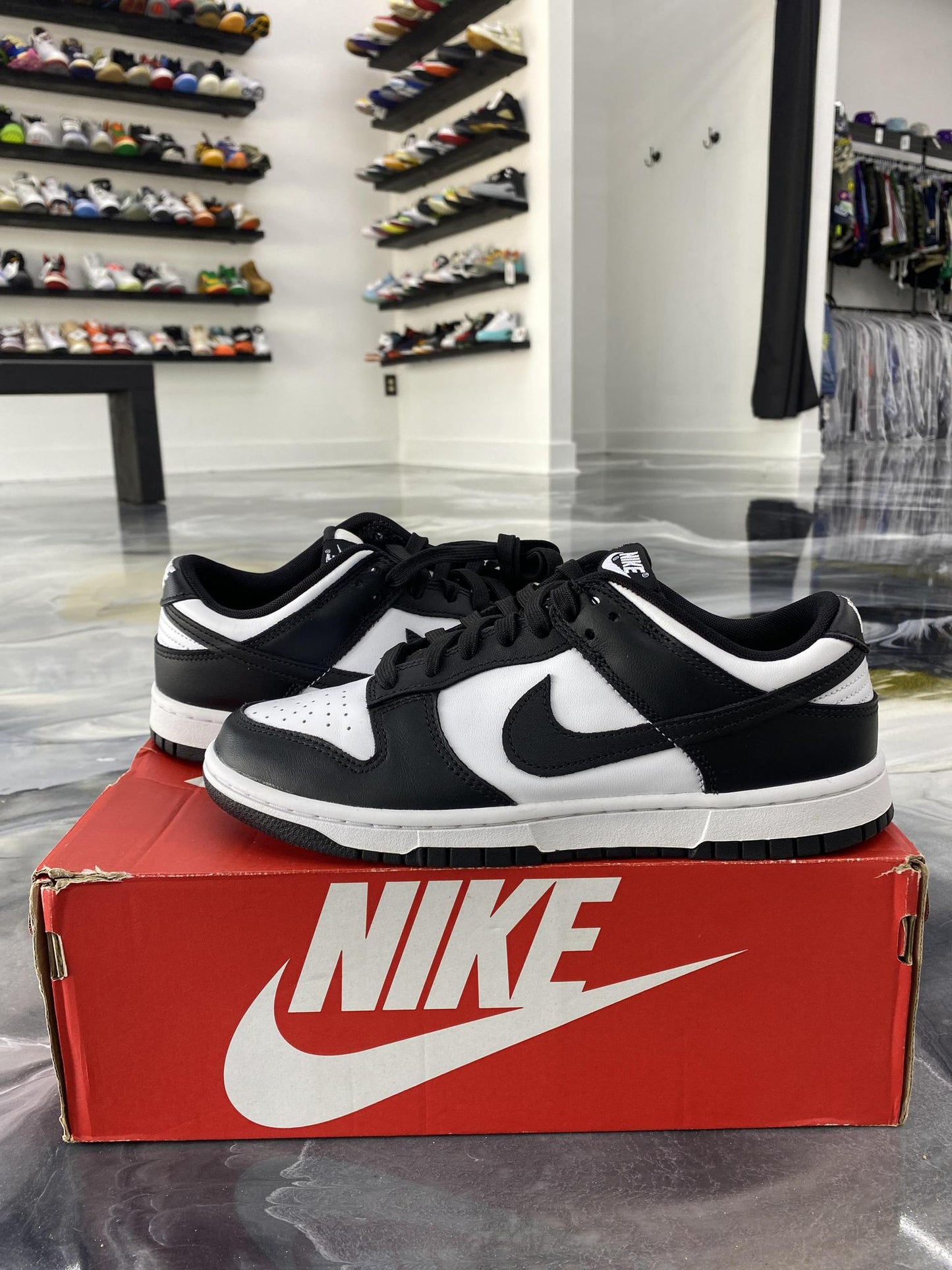 Nike Dunk Low "Panda" Used Size 8