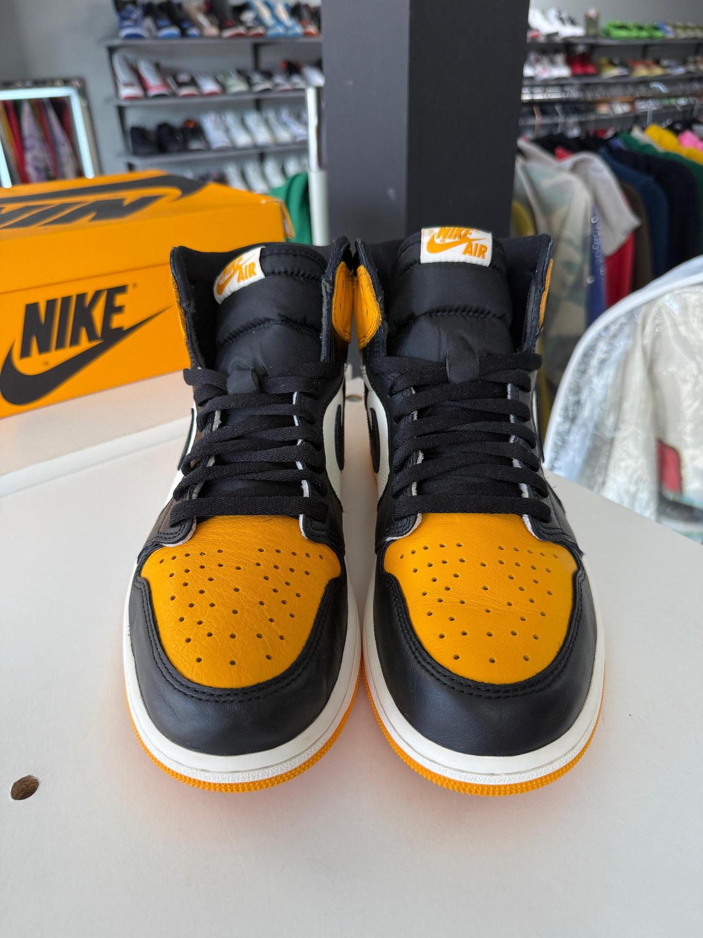 Jordan 1 "Yellow Toe" Used Size 10