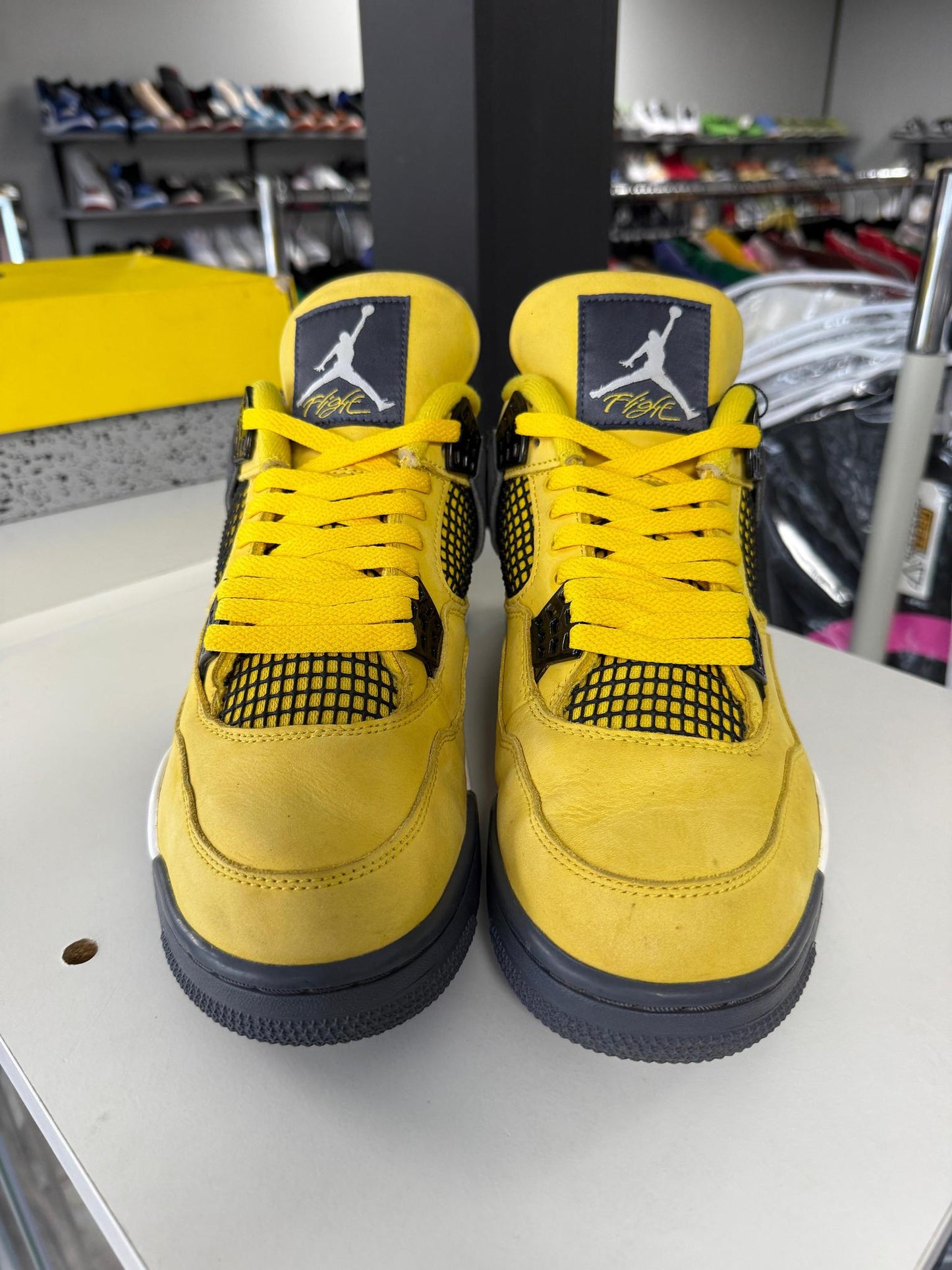 Jordan 4 "Lightning" Used Size 10