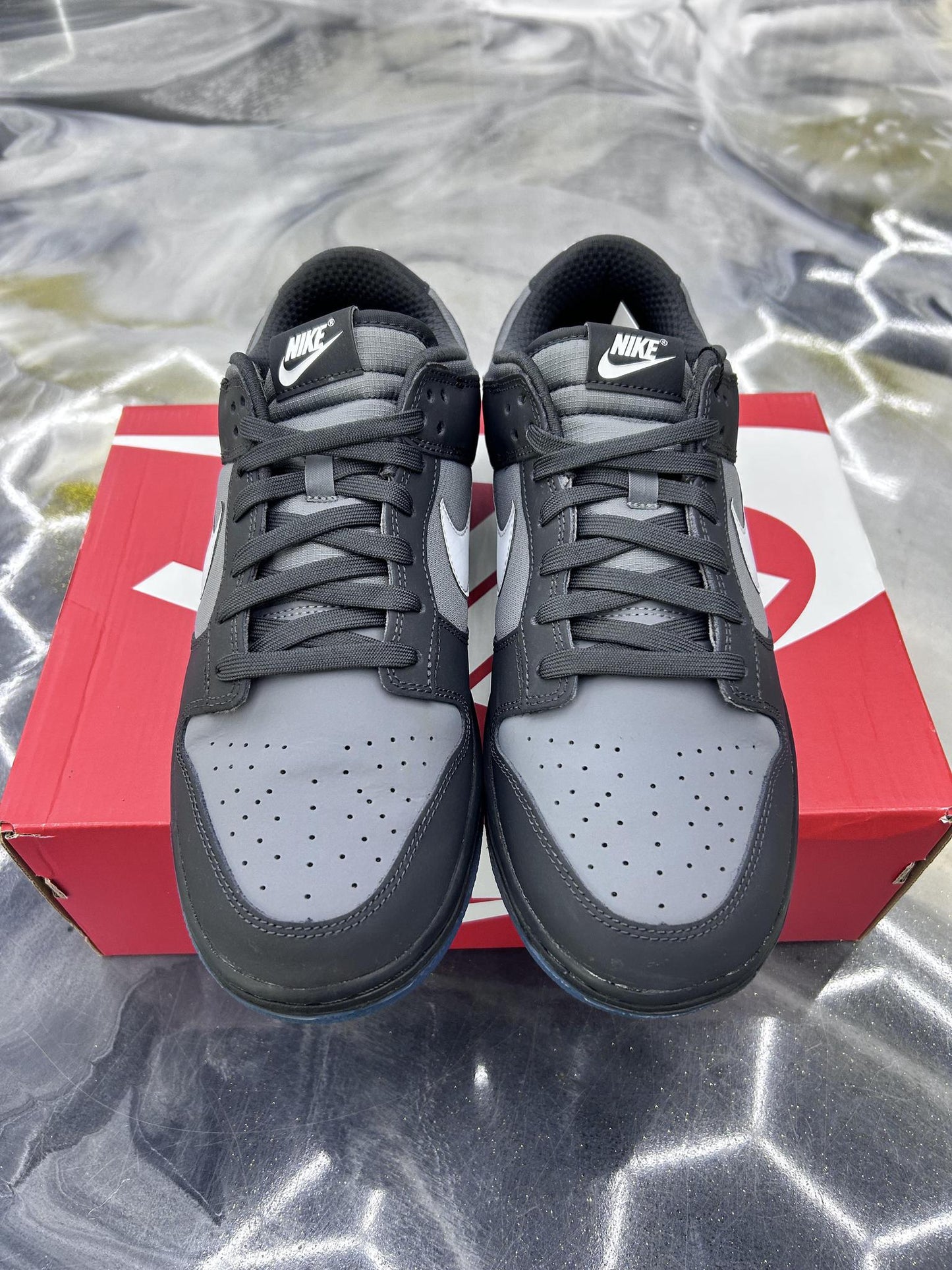 Dunk Low "Anthracite" Used Size 10.5
