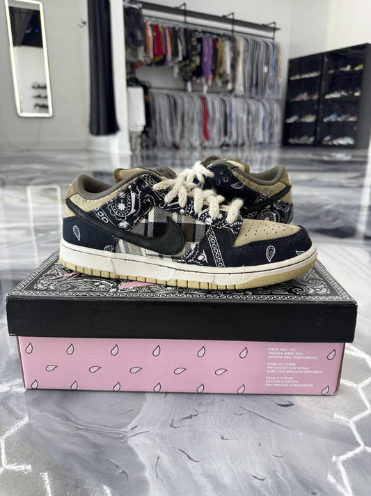 Nike SB Dunk Low X Travis Scott "Black/Parachute Beige" Used Special Box Size 8.5