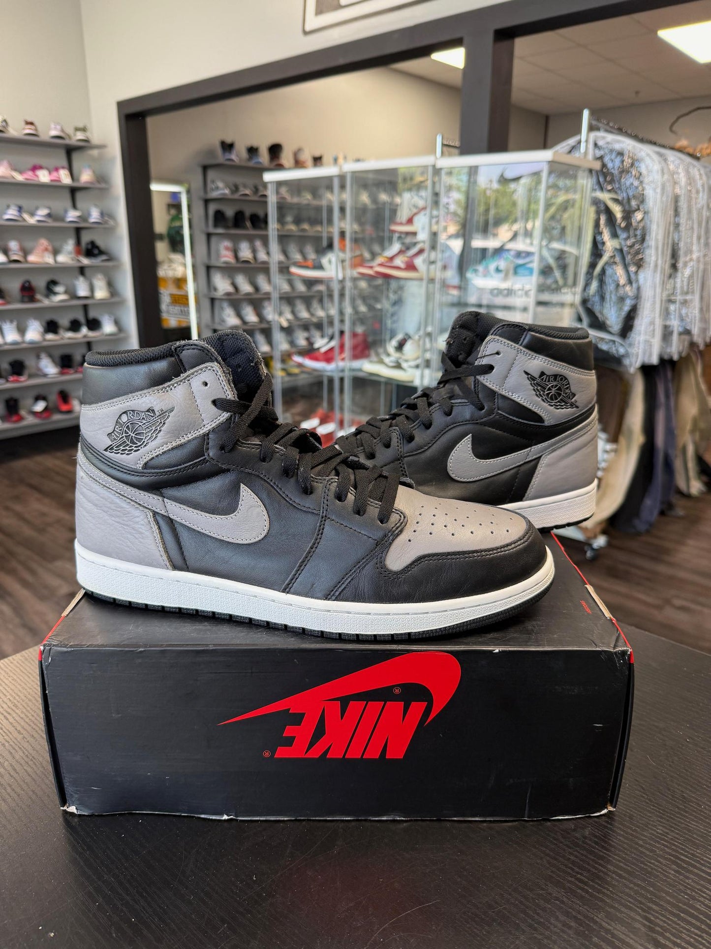 Jordan 1 "Shadow" Used Size 14