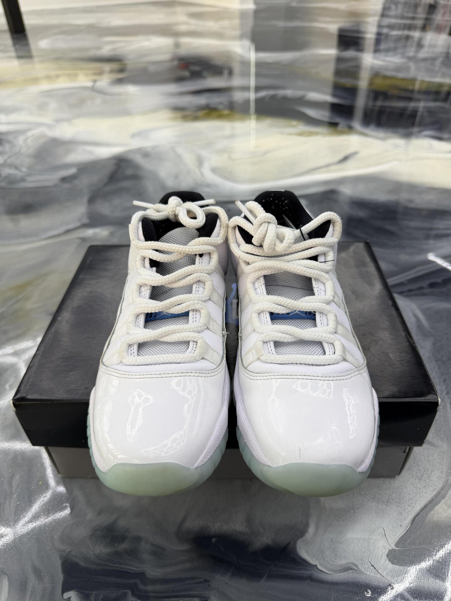 Jordan 11 Low Legend Blue Used 7Y/8.5W